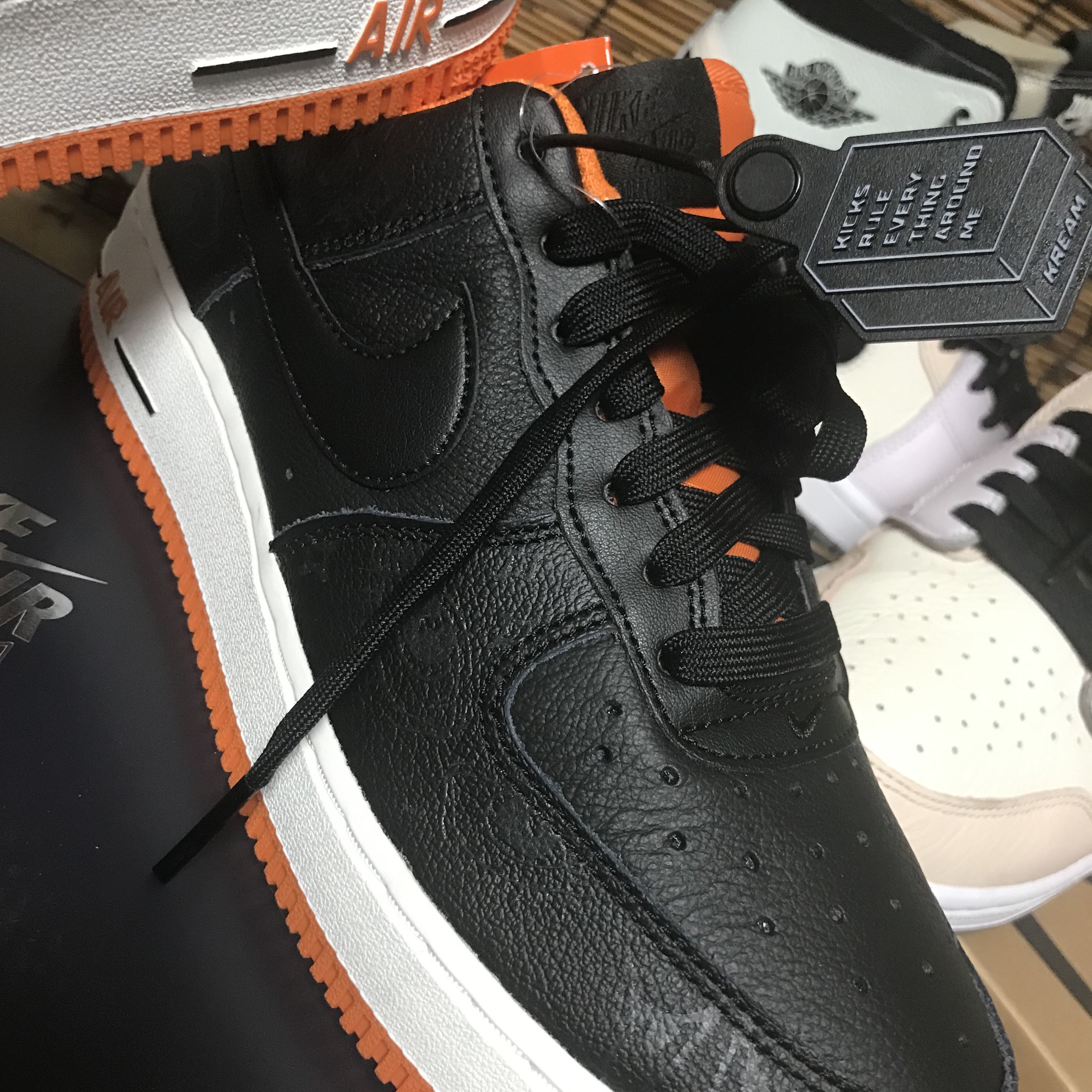 Nike Air Force 1 '07 PRM Halloween 착용 스타일 - 2