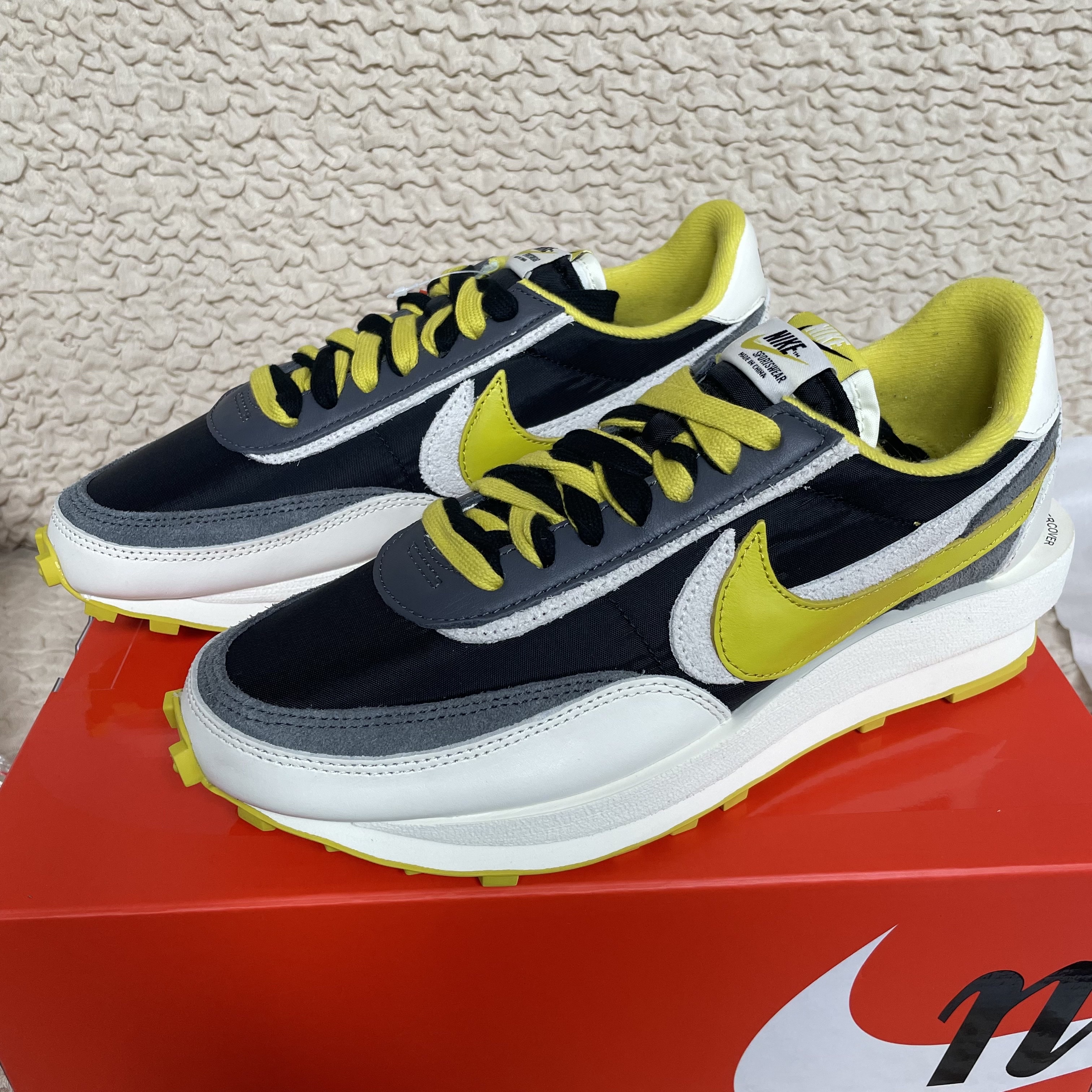 Nike x Sacai x Undercover LDWaffle Black Bright Citron 착용 스타일 - 1