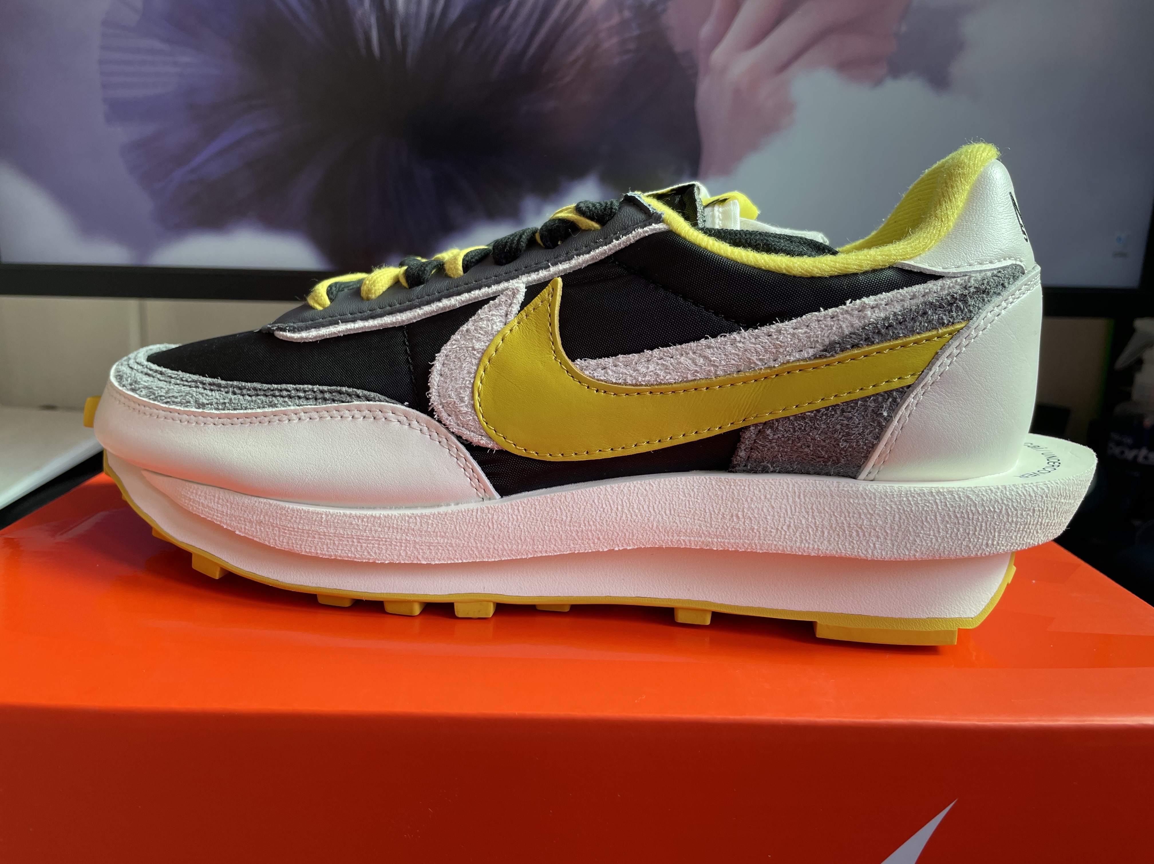 Nike x Sacai x Undercover LDWaffle Black Bright Citron 착용 스타일 - 2