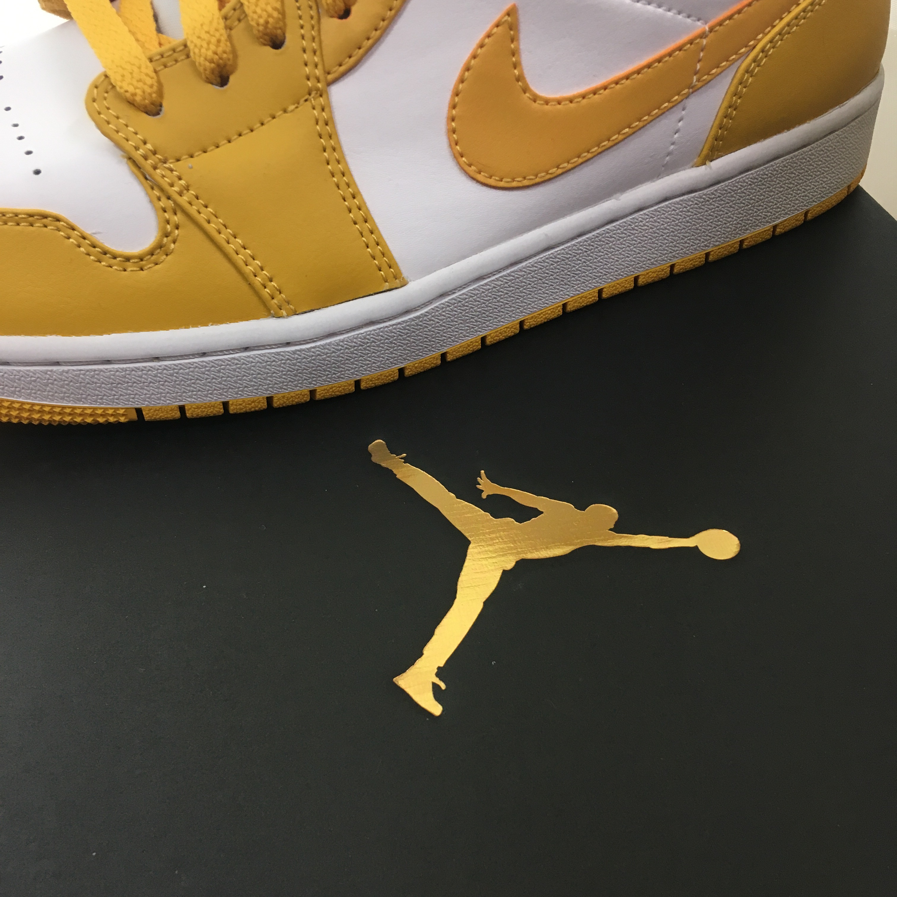 Jordan 1 Low Pollen, (GS) Jordan 1 Low Pollen 착용 스타일
