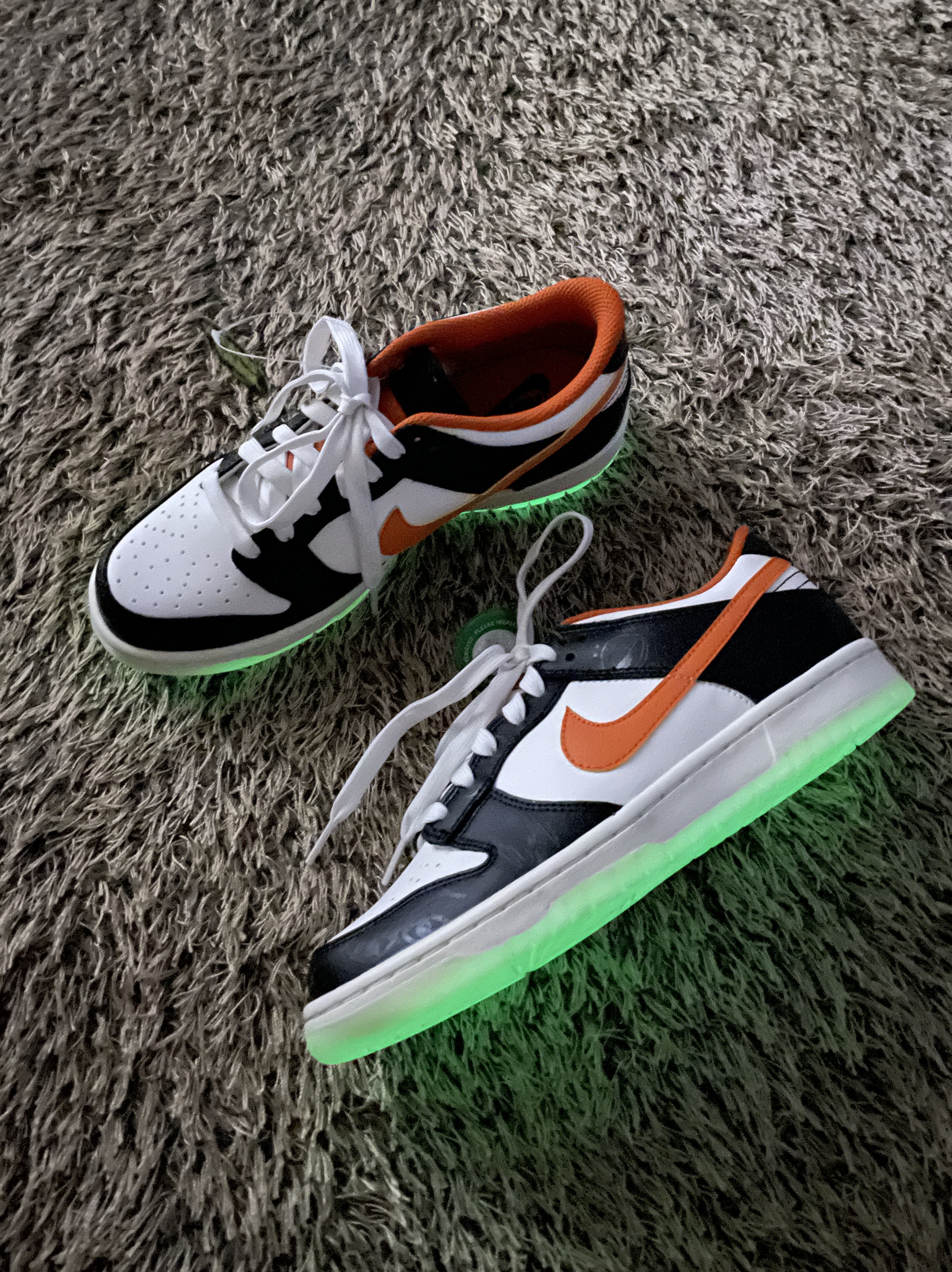 Nike Dunk Low Retro PRM Halloween, (GS) Nike Dunk Low PRM Halloween 착용 스타일 - 1