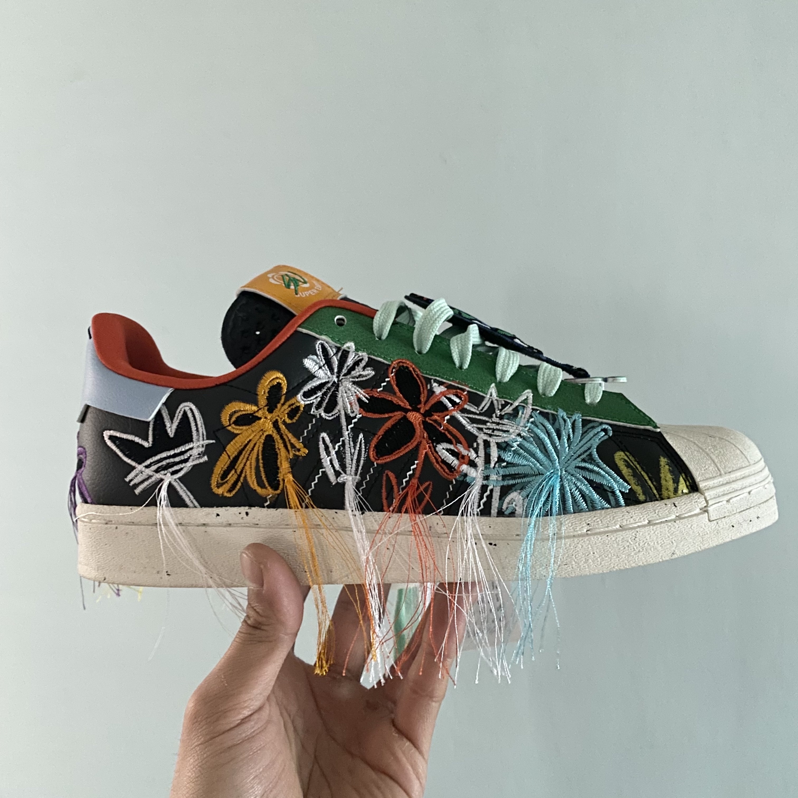Adidas x Sean Wotherspoon Superstar Superearth Black 착용 스타일