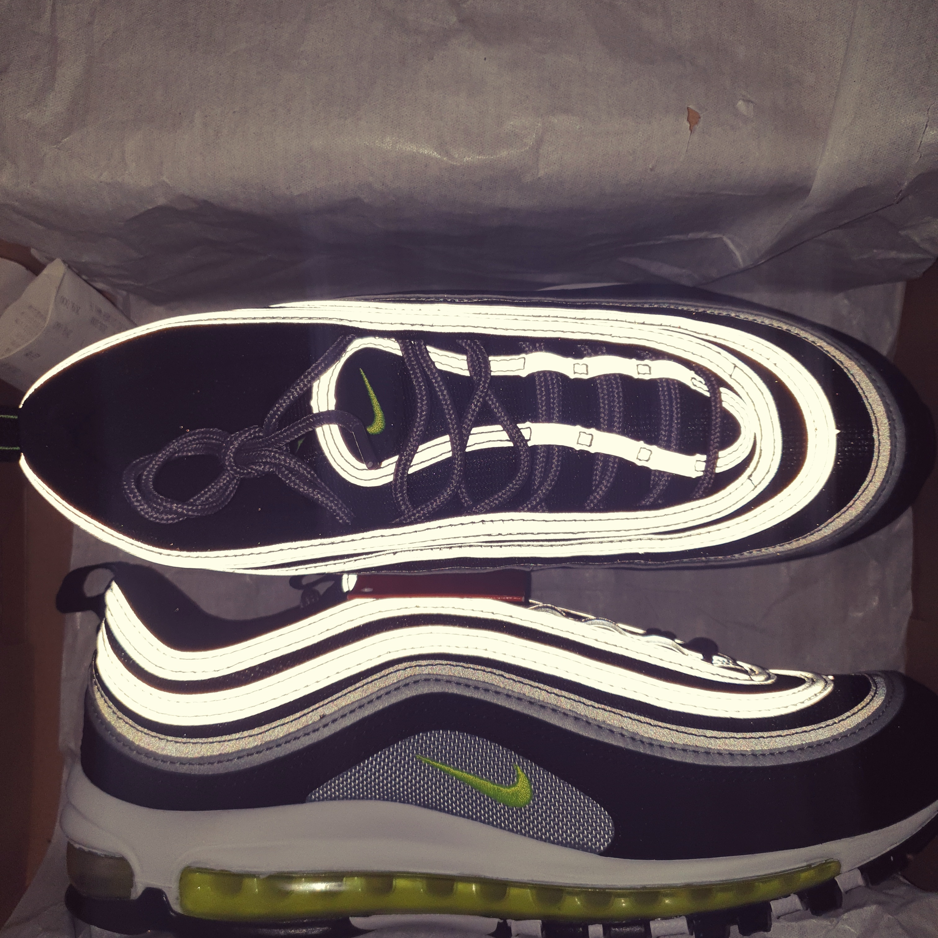 Nike Air Max 97 OG Black Volt Asia 착용 스타일