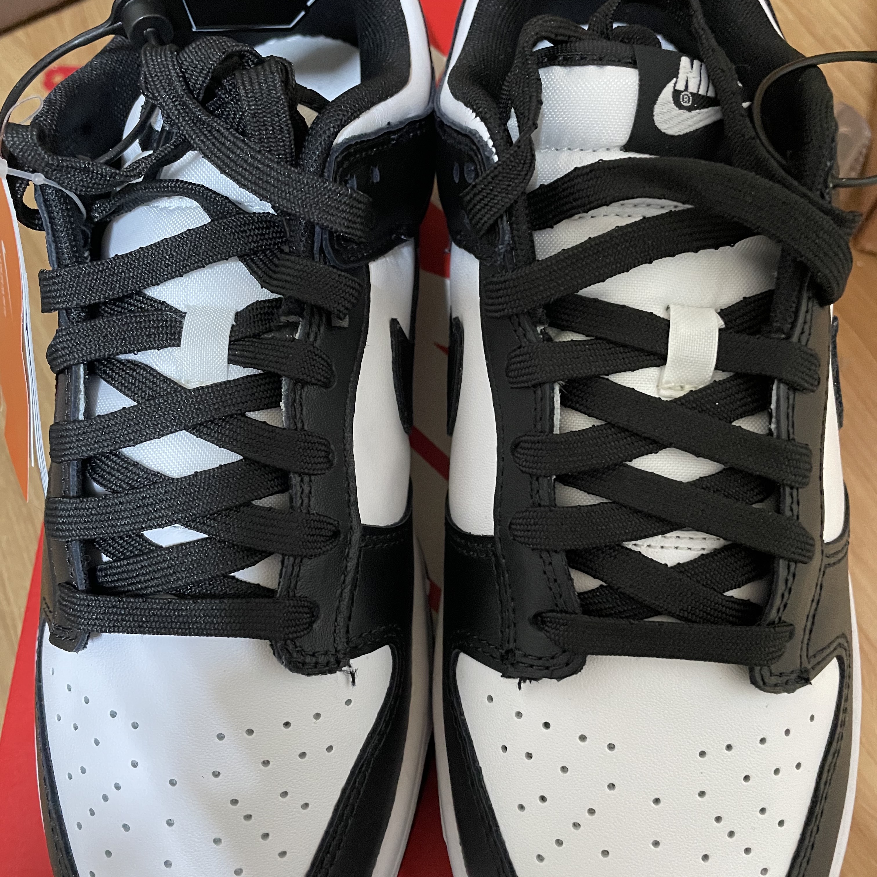 Nike Dunk Low Retro Black 착용 스타일