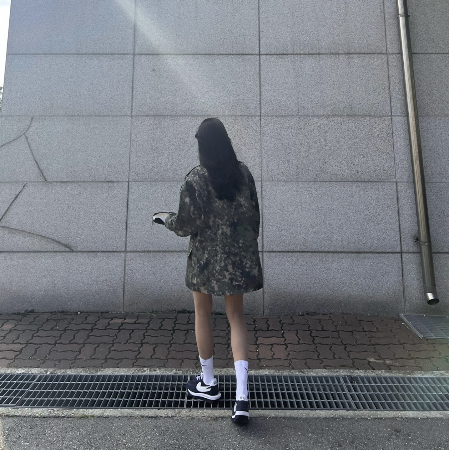 Nike x Sacai x Fragment LDWaffle Blackened Blue 착용 스타일