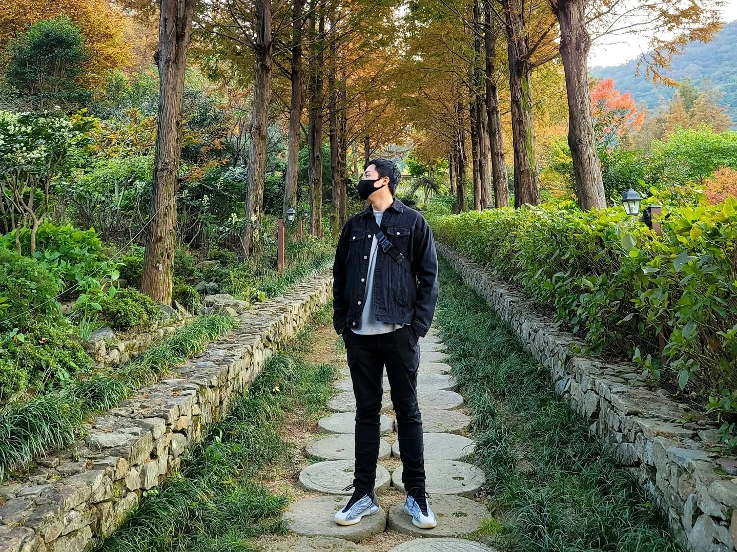 Adidas Yeezy QNTM Lifestyle 착용 스타일