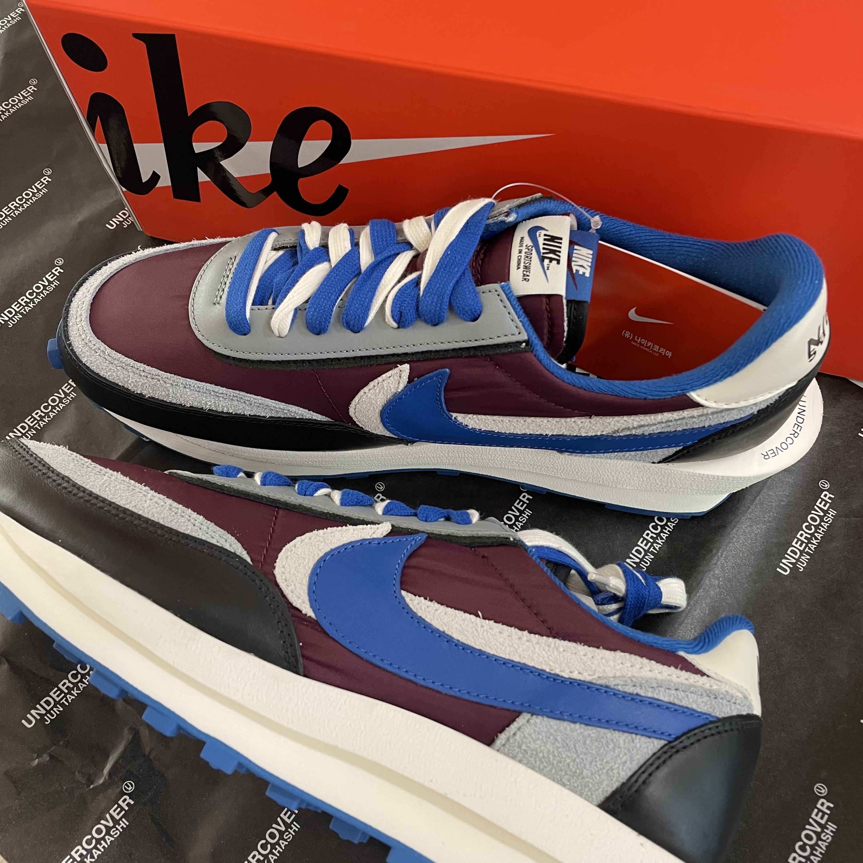 Nike x Sacai x Undercover LDWaffle Night Maroon Team Royal 착용 스타일