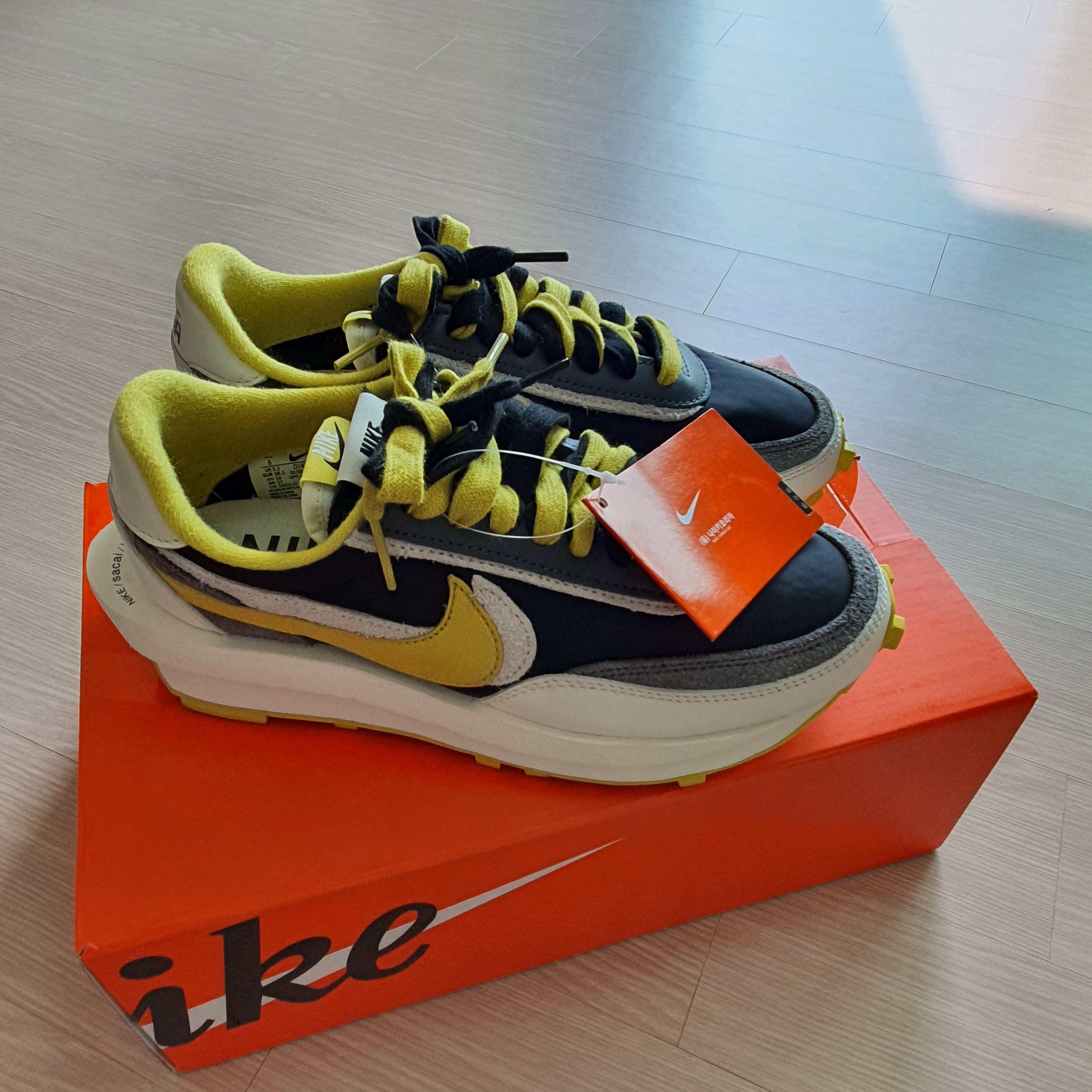 Nike x Sacai x Undercover LDWaffle Black Bright Citron 착용 스타일 - 2