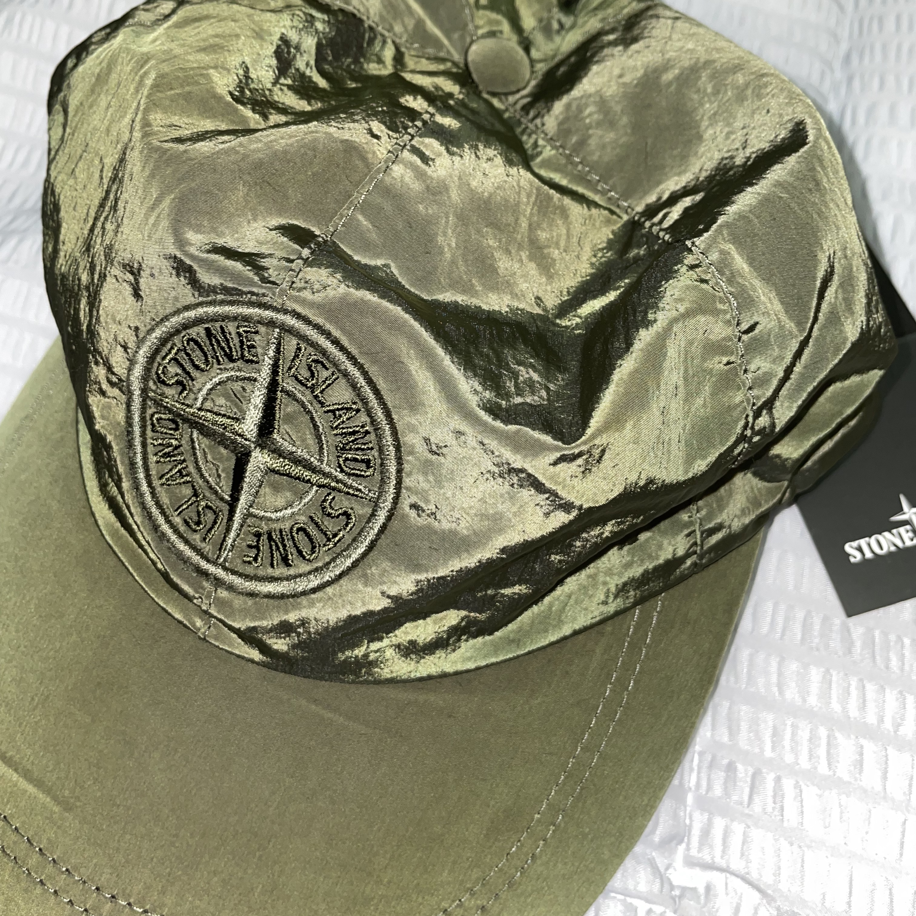 Stone Island 99576 Nylon Metal 6-Panel Cap Olive Green - 21SS 착용 스타일 - 1