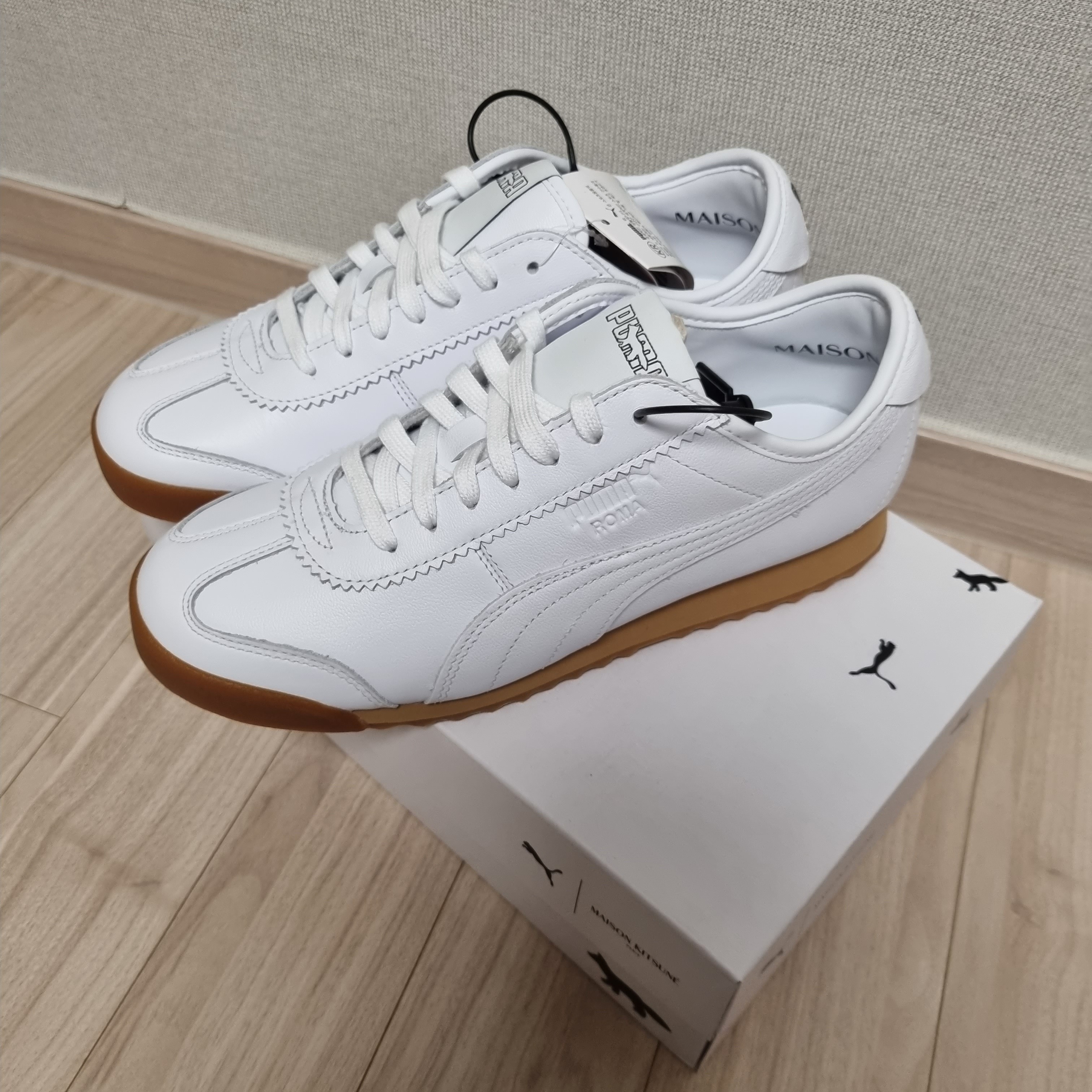 Puma x Maison Kitsune Roma White 착용 스타일 - 1