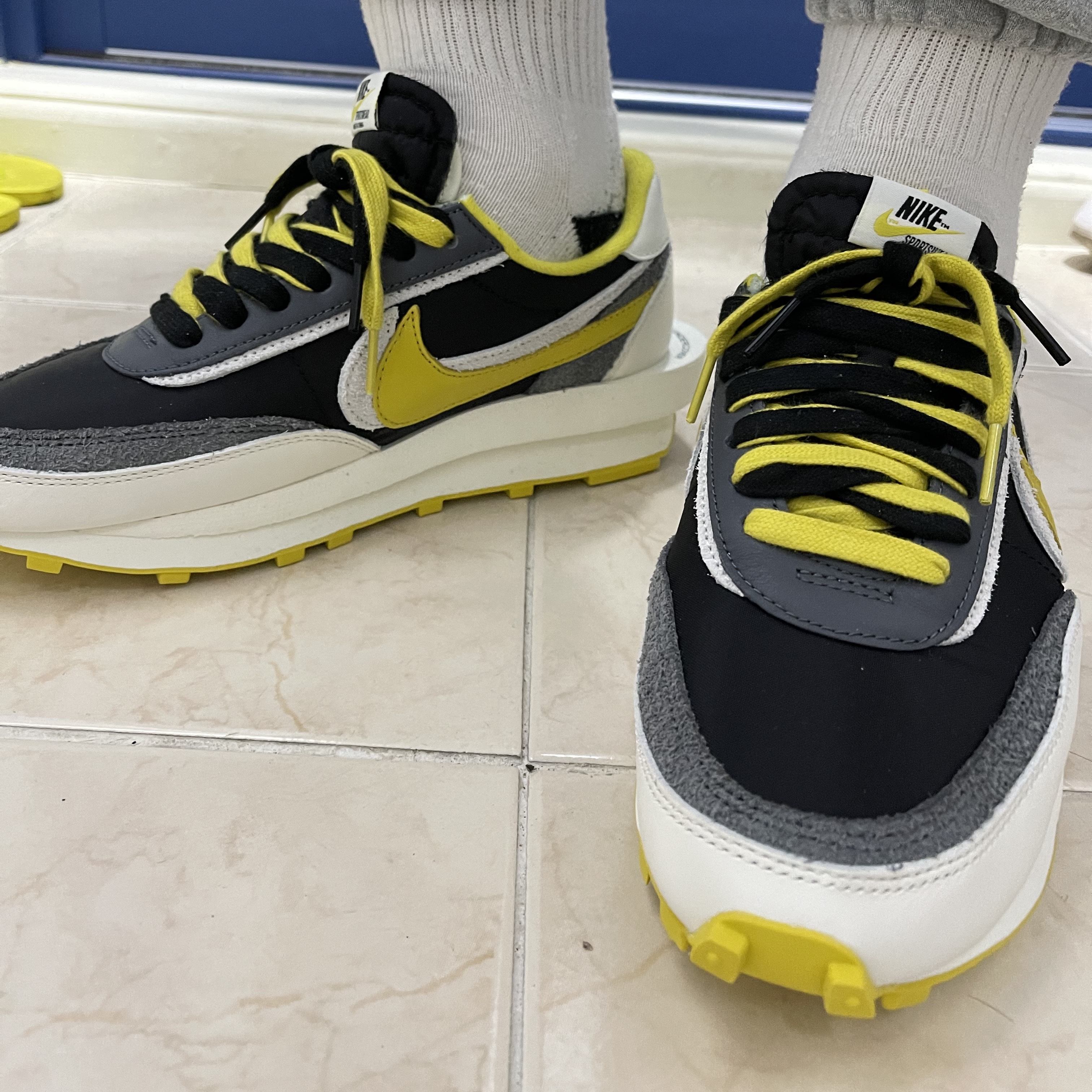 Nike x Sacai x Undercover LDWaffle Black Bright Citron 착용 스타일 - 1