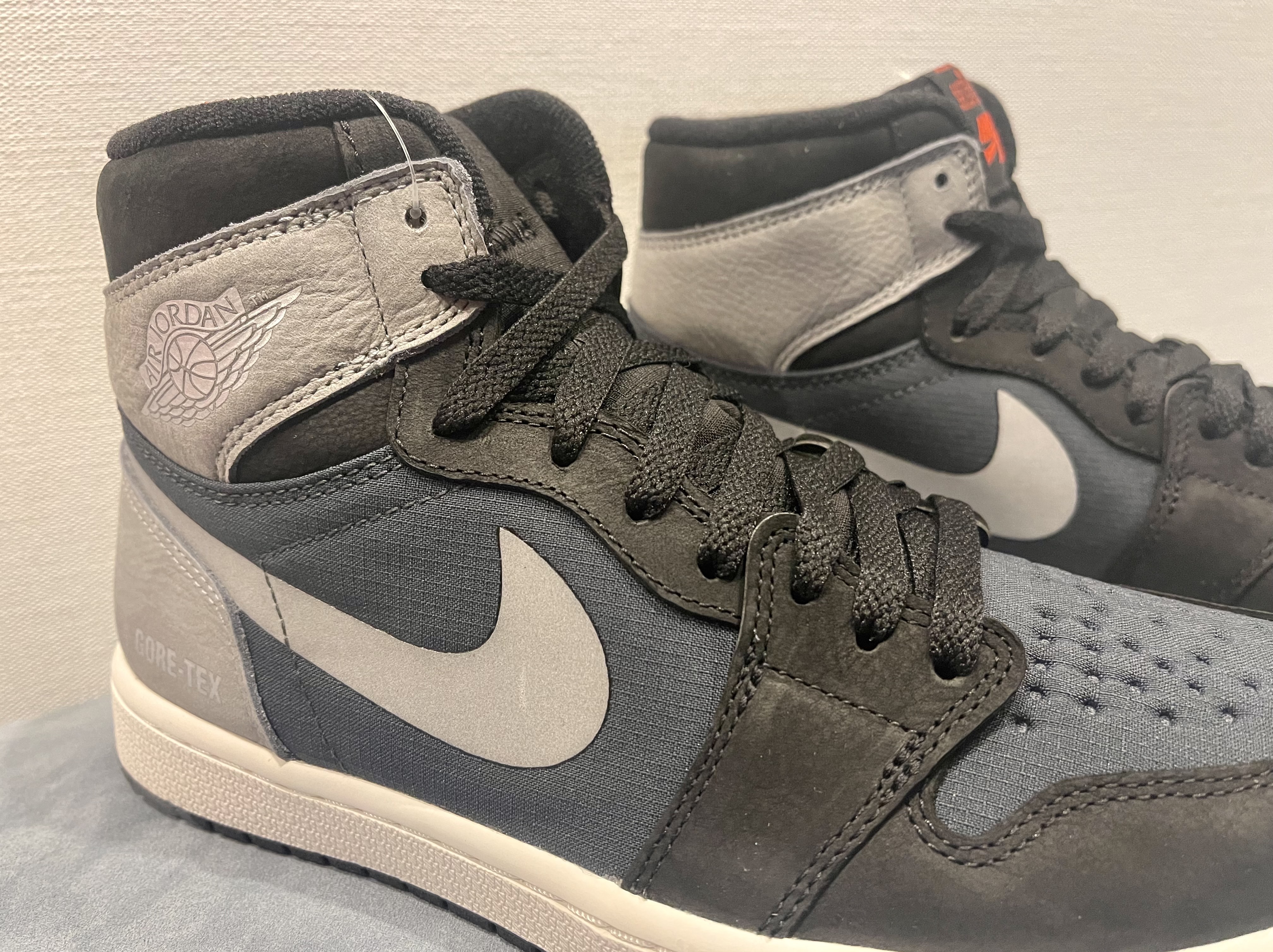 Jordan 1 Element Gore-Tex Particle Grey 착용 스타일 - 4