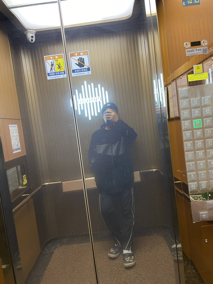 KREAM 프로필 이미지