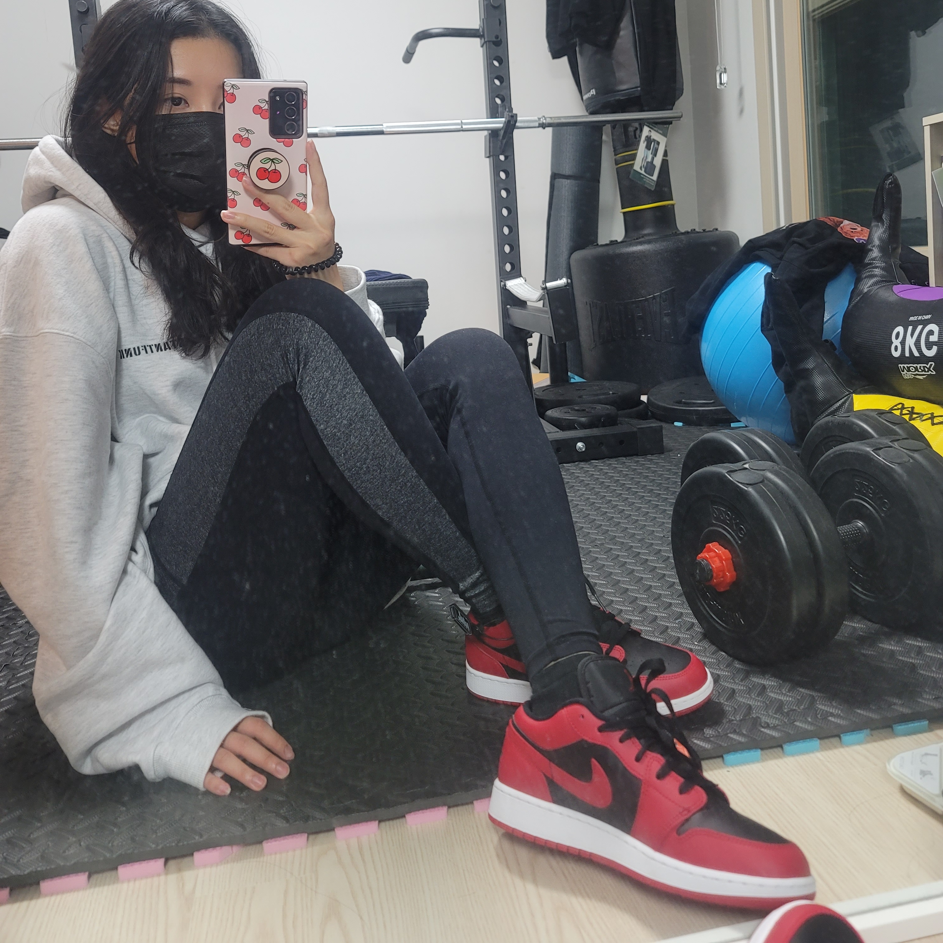 (GS) Jordan 1 Low Varsity Red, Jordan 1 Low Varsity Red 착용 스타일