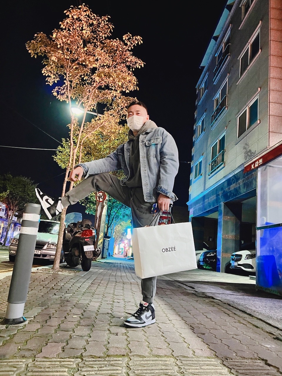 Nike Dunk High Retro Black and White, IAB Studio Blocked Pigment Hoodie Black 착용 스타일