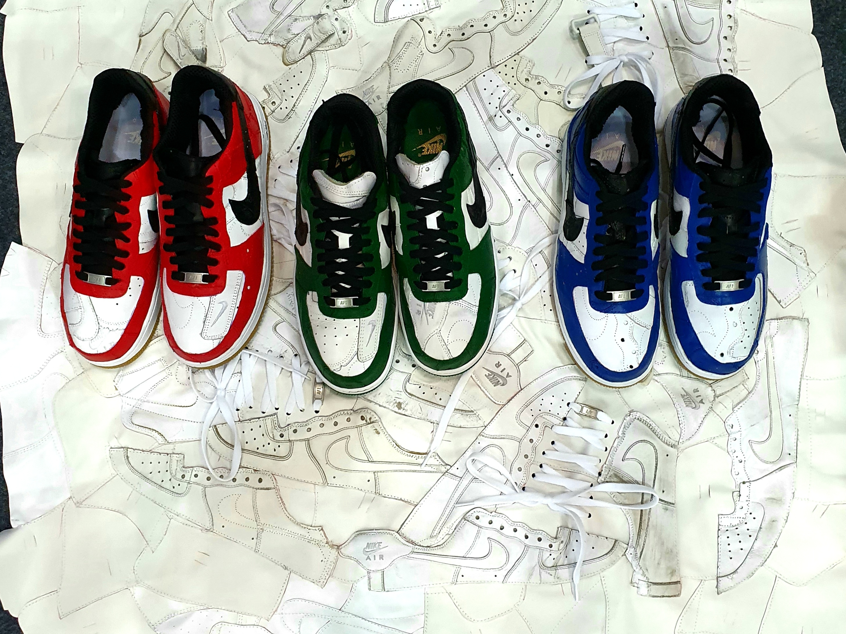 Nike Air Force 1 '07 Low White, Jordan 1 Retro High OG Chicago 2015 착용 스타일 - 1