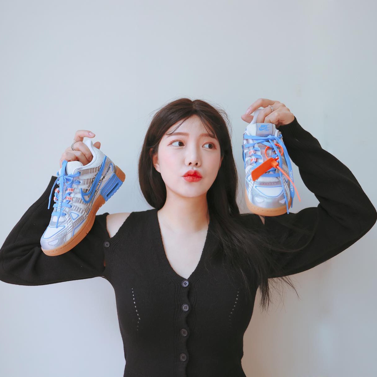 Nike x Off-White Air Rubber Dunk University Blue 착용 스타일 - 1