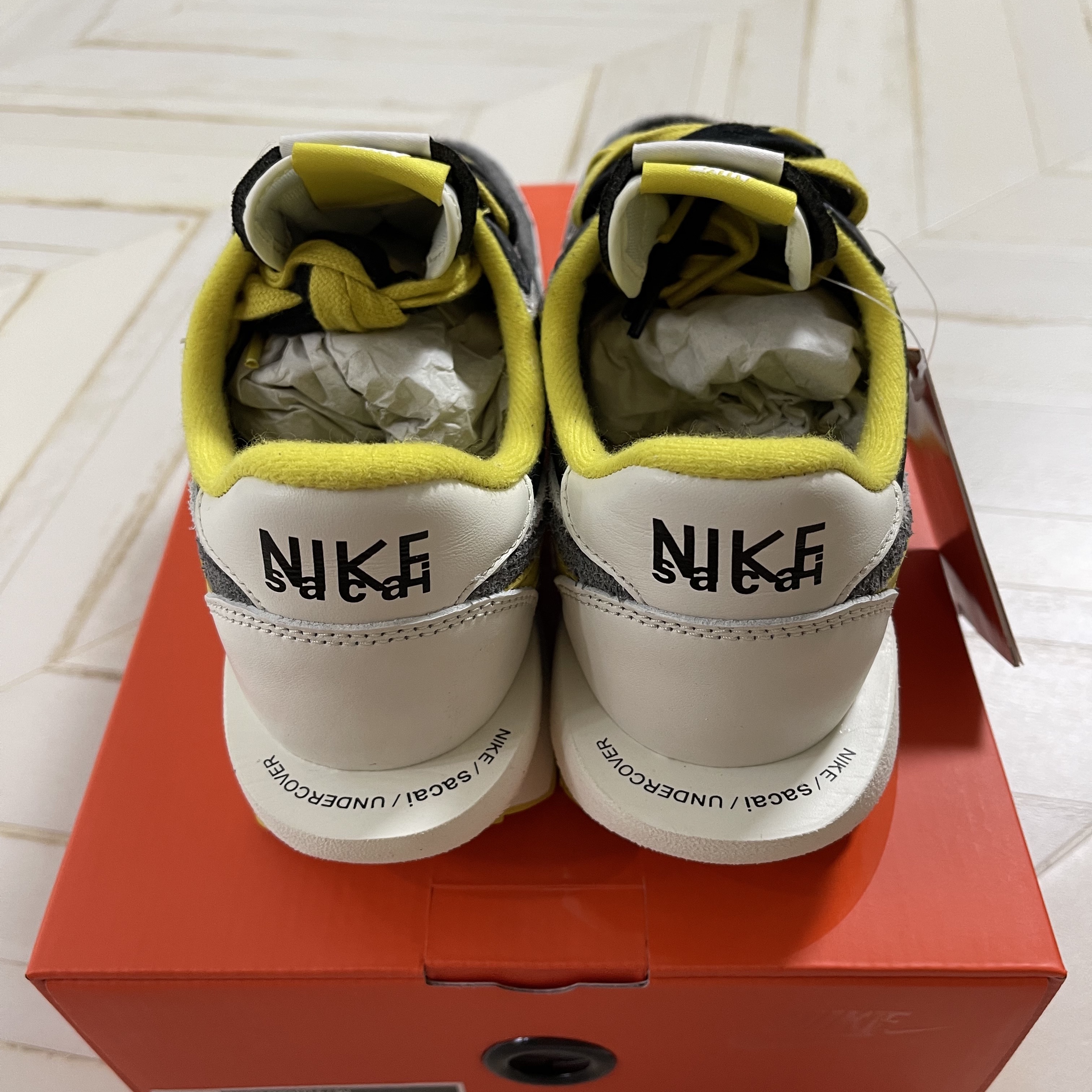 Nike x Sacai x Undercover LDWaffle Black Bright Citron 착용 스타일 - 5