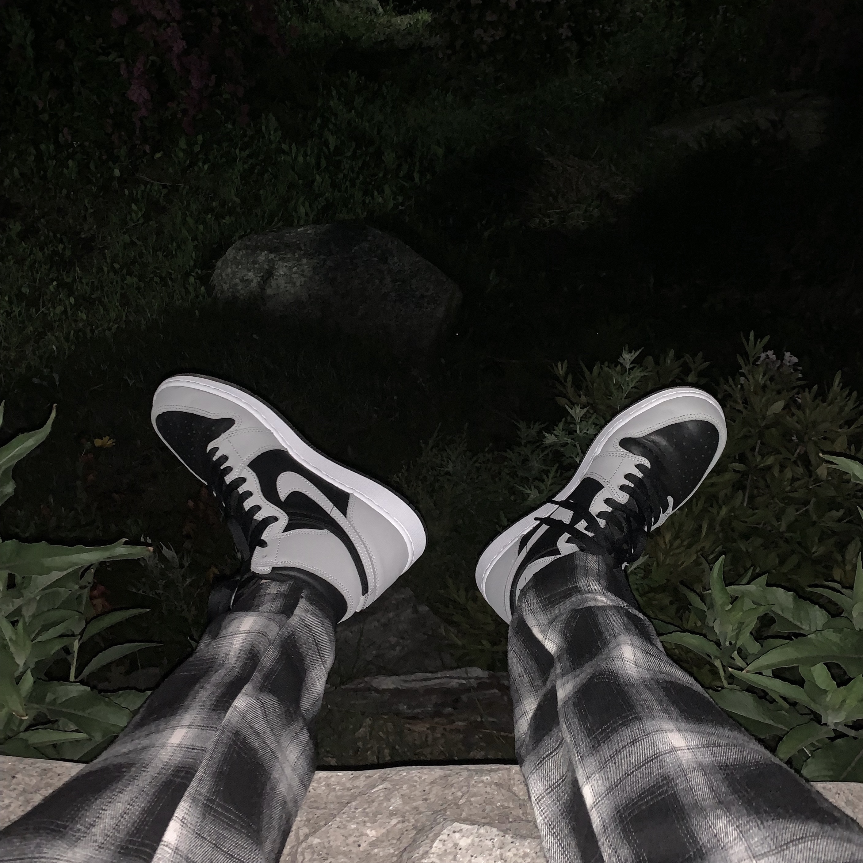 Jordan 1 Retro High OG Shadow 2.0 착용 스타일 - 3