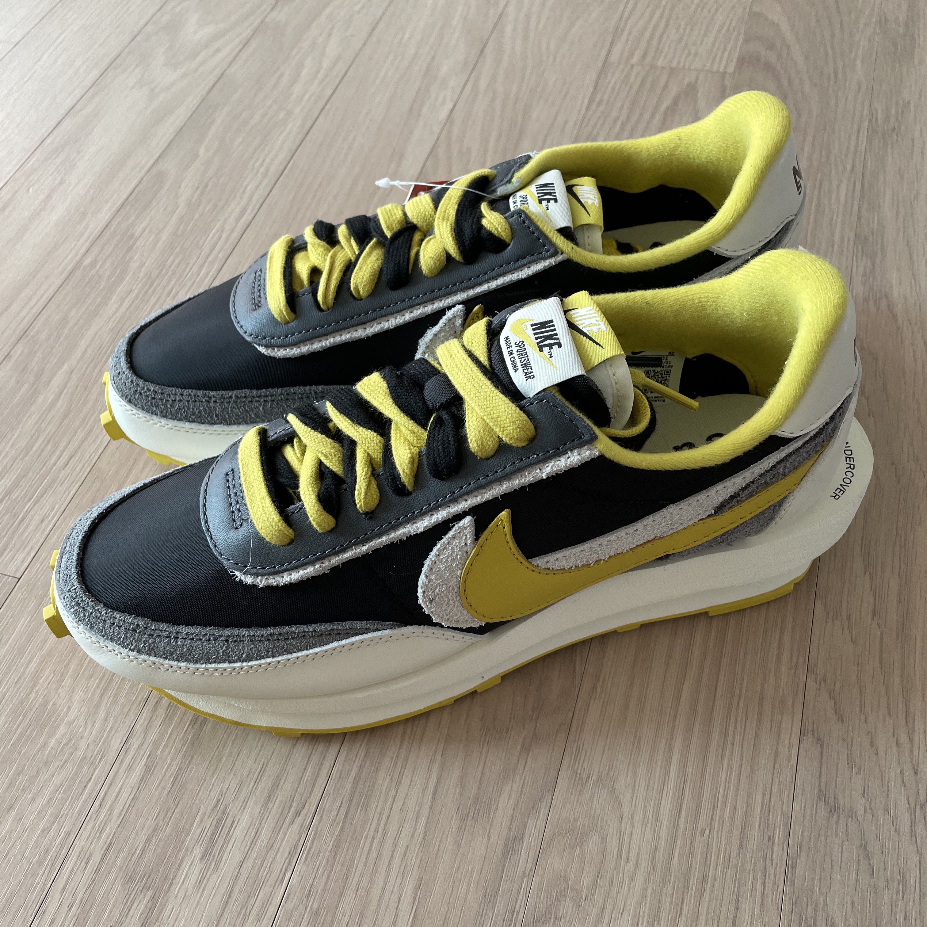Nike x Sacai x Undercover LDWaffle Black Bright Citron 착용 스타일