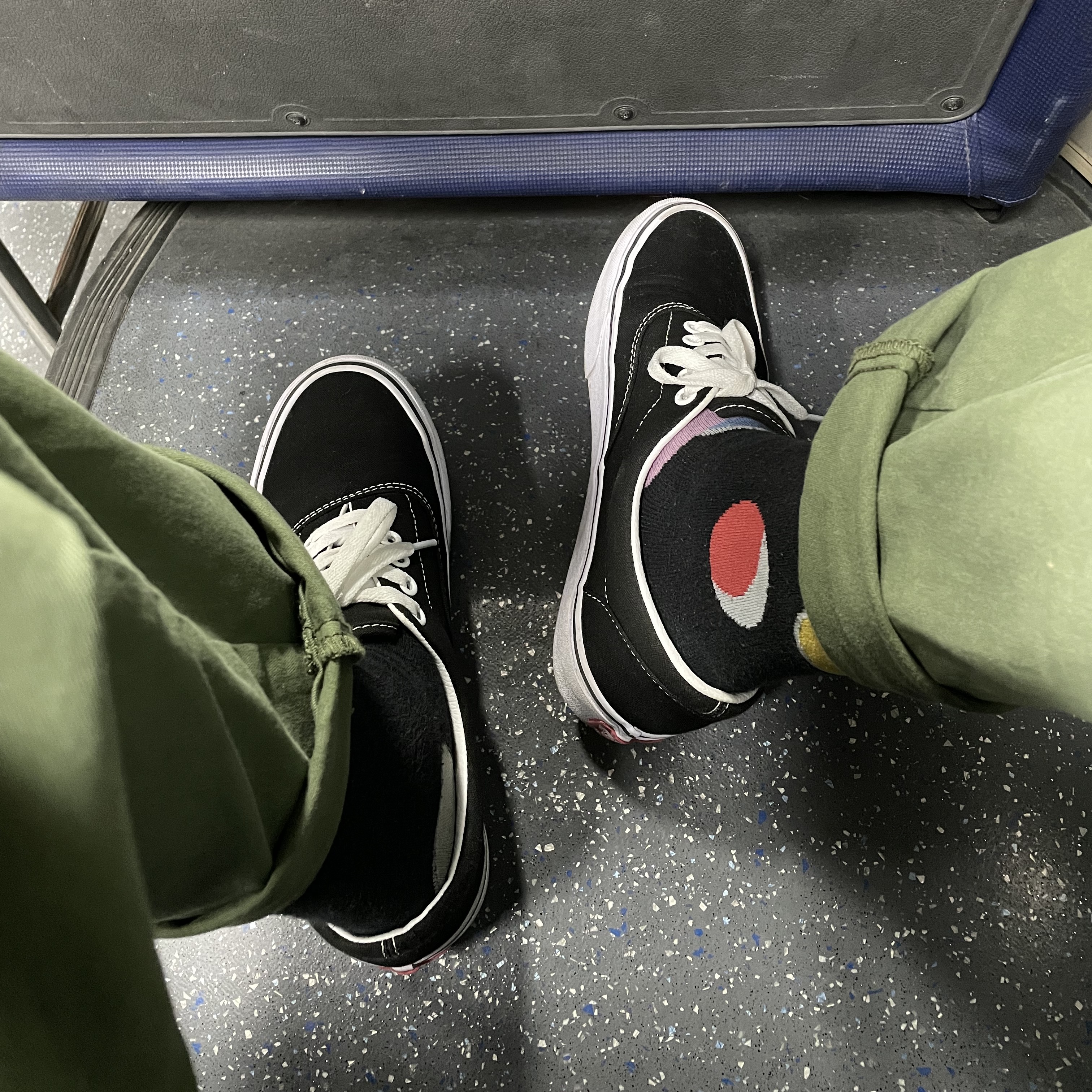 Vans Vault OG Authentic LX Black 착용 스타일