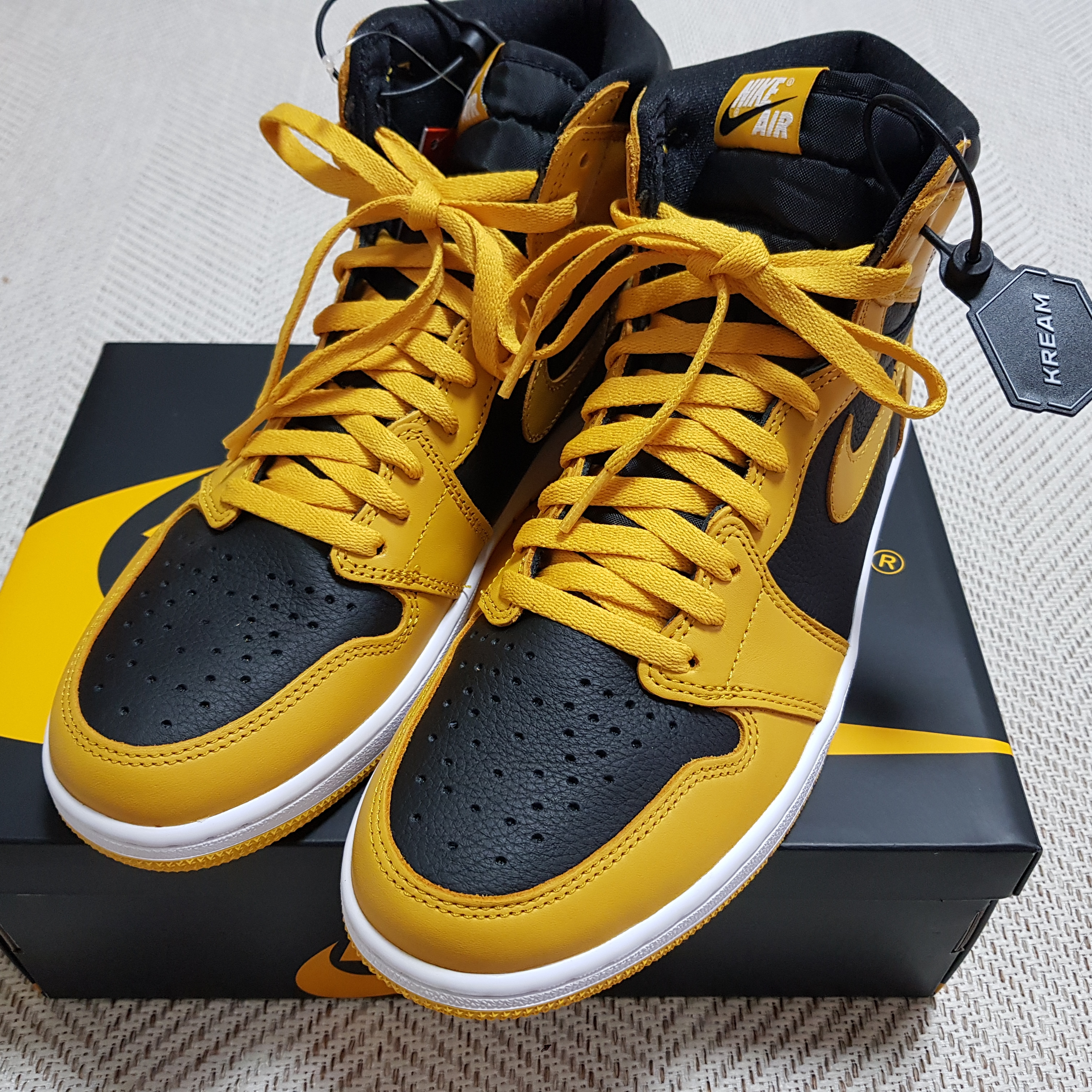 Jordan 1 Retro High OG Pollen 착용 스타일 - 3