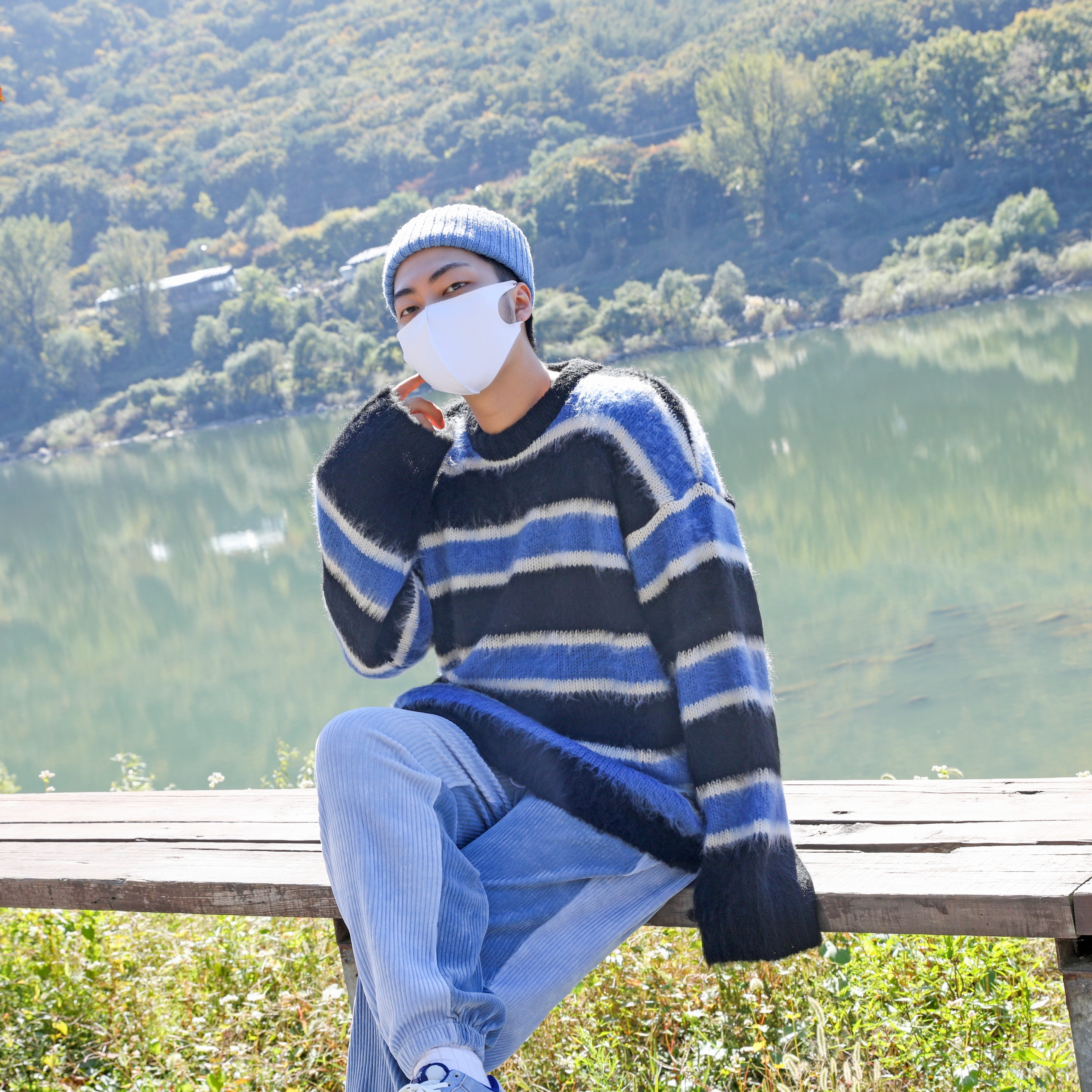 Nike Air Force 1 '07 LV8 Dusty Blue 착용 스타일 - 3