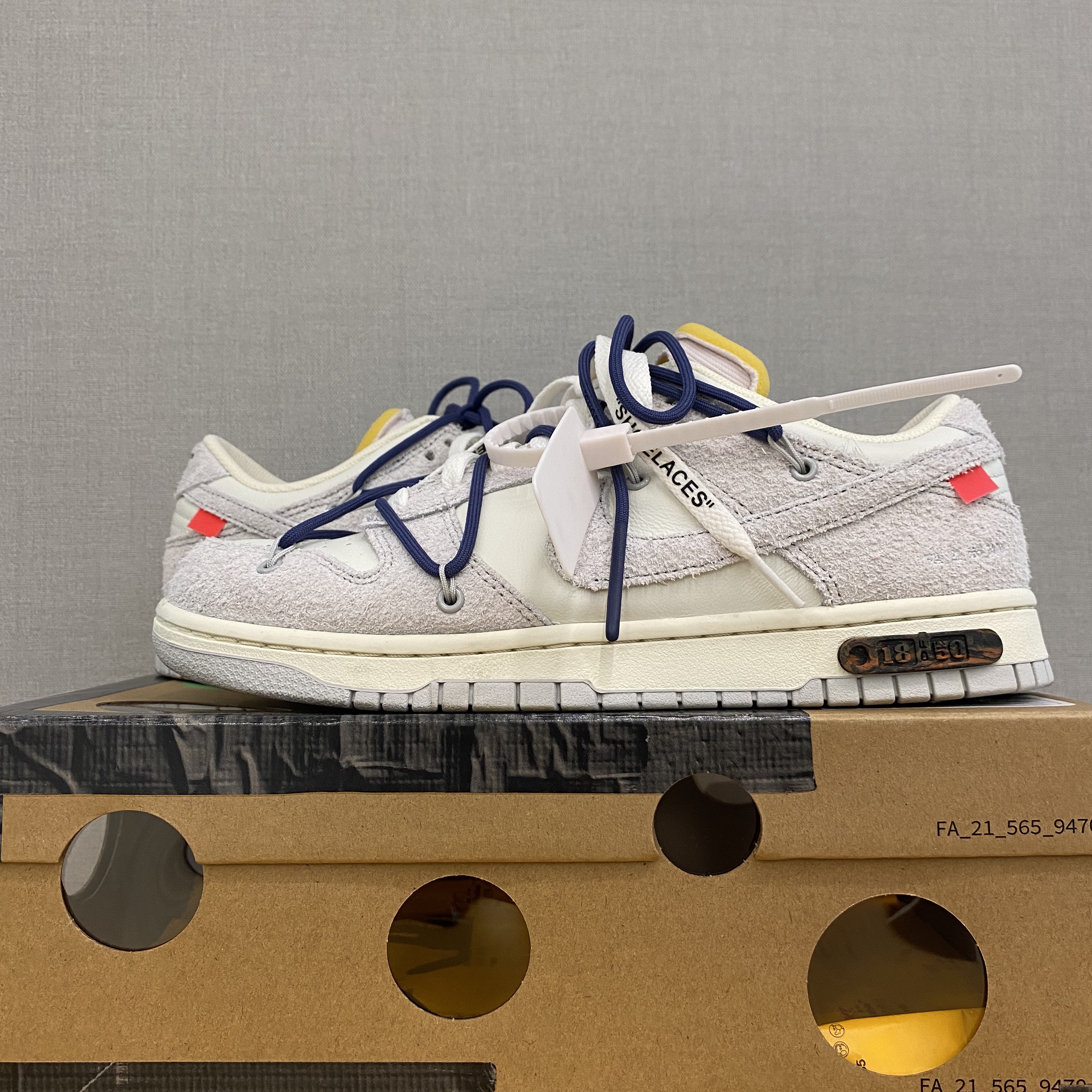 Nike x Off-White Dunk Low The 50 - Lot 18 착용 스타일