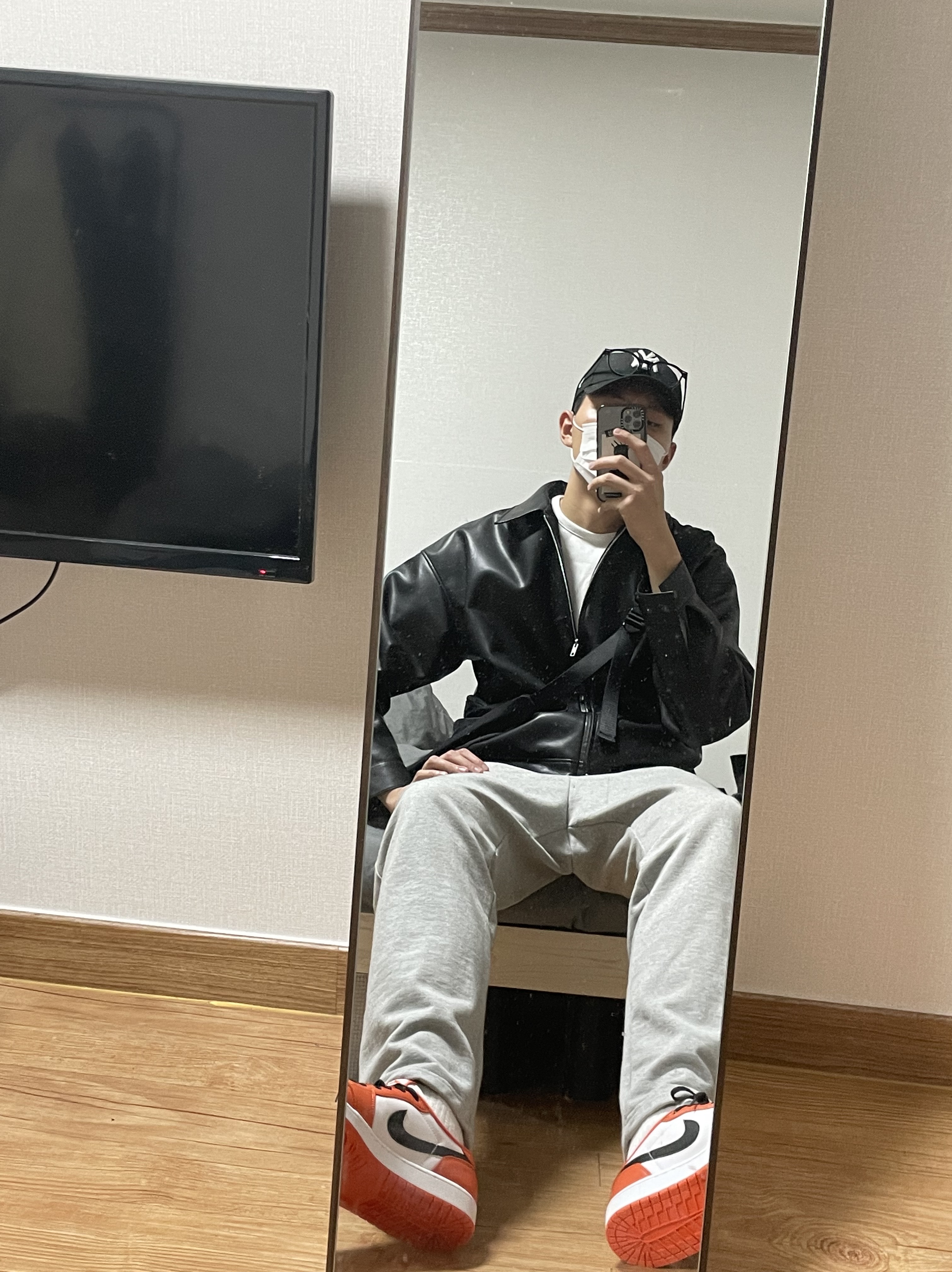 Jordan 1 Low OG Starfish 착용 스타일