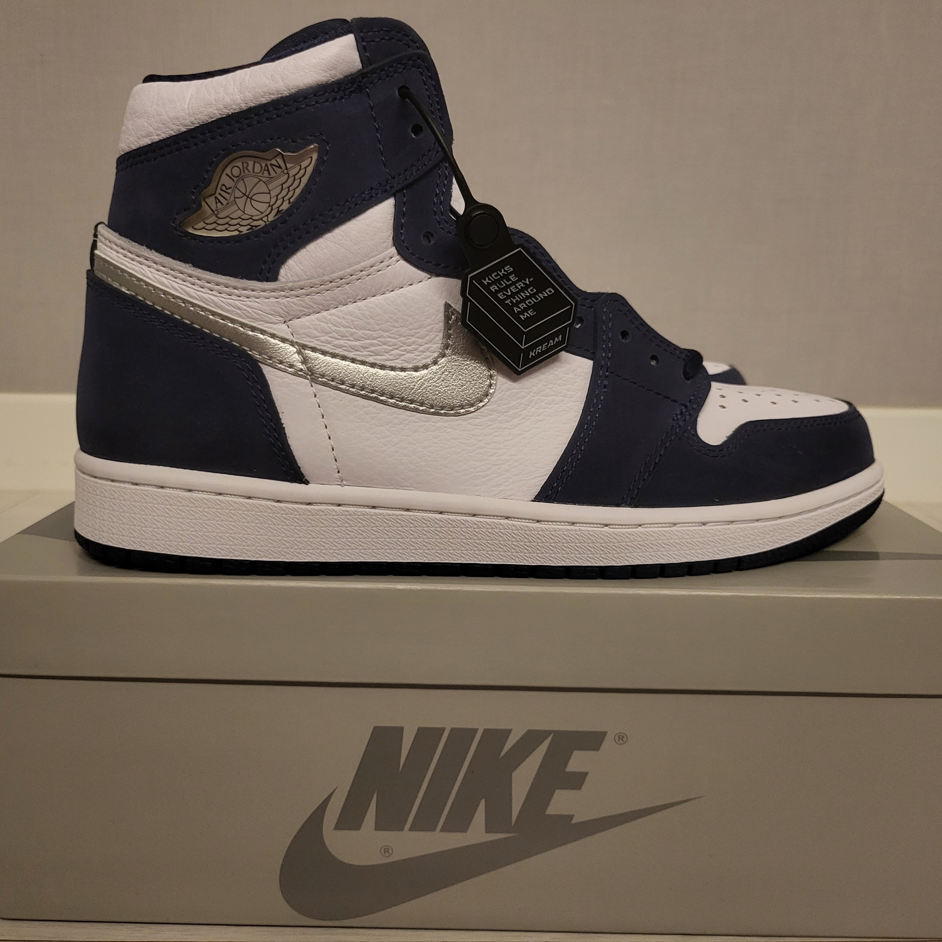 Jordan 1 Retro High OG CO.JP Midnight Navy 착용 스타일