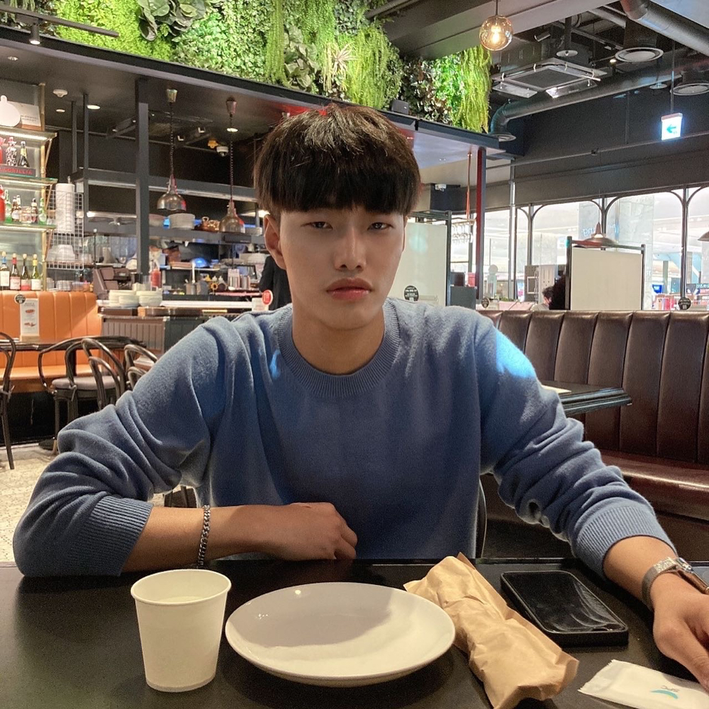 KREAM 프로필 이미지