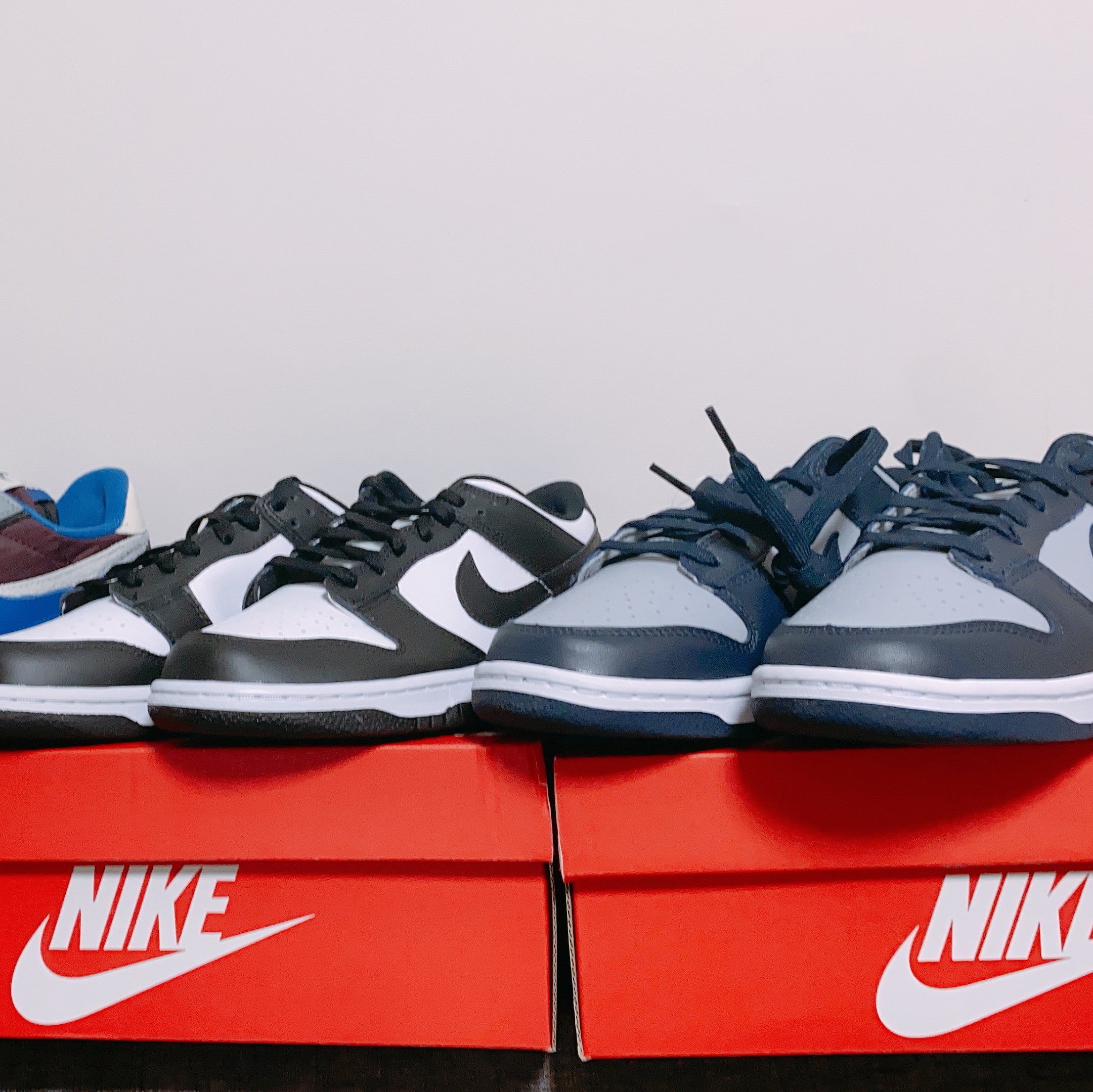 (W) Nike Dunk Low Black, Nike Dunk Low Retro Championship Grey 착용 스타일