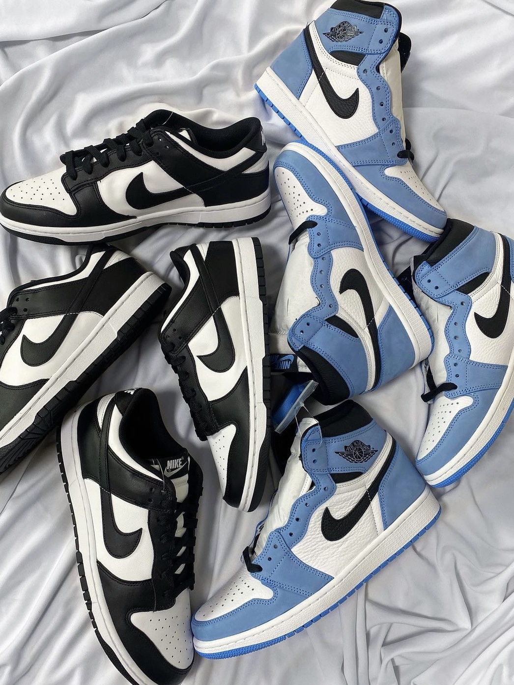 Nike Dunk Low Retro Black, Jordan 1 Retro High OG University Blue 착용 스타일