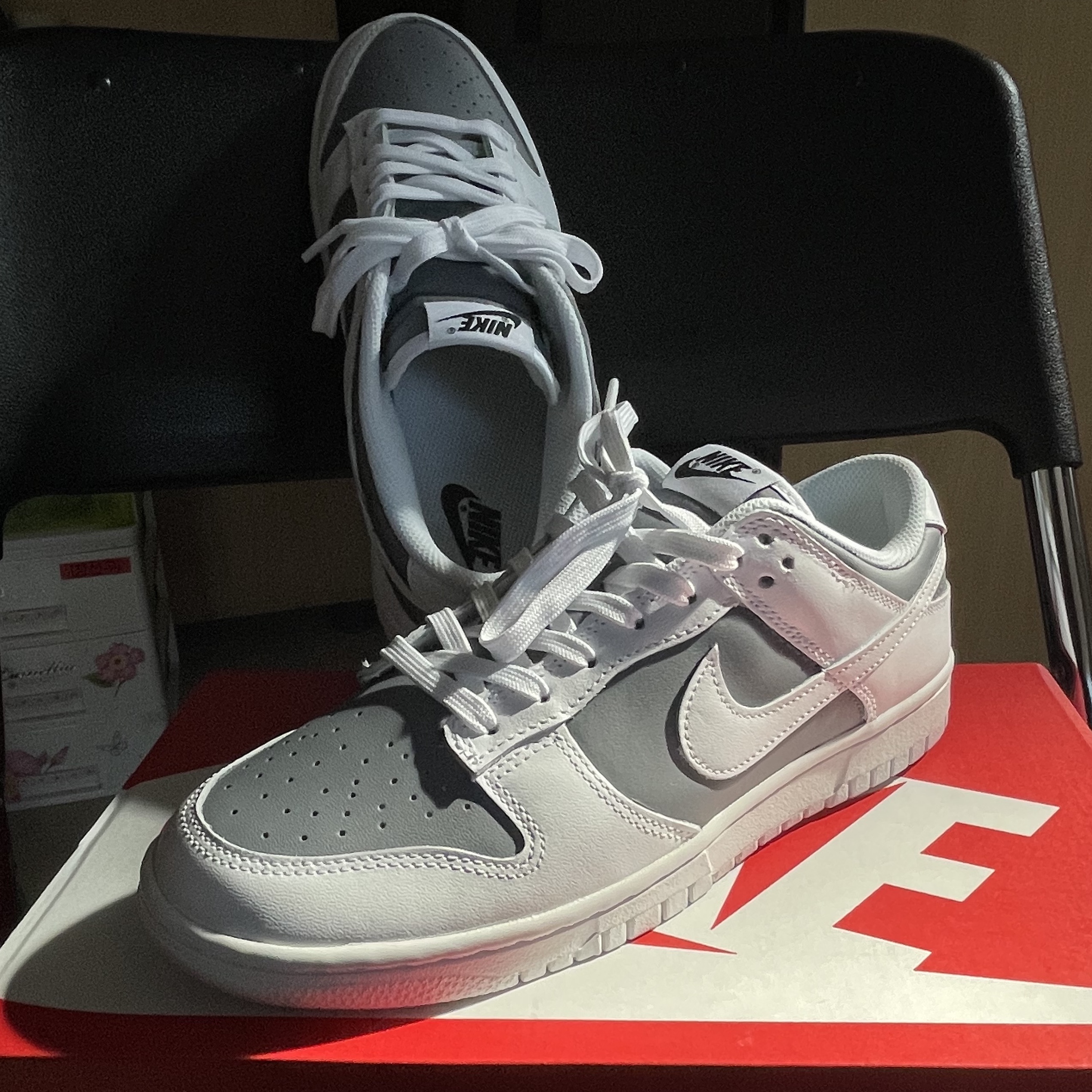 (W) Nike Dunk Low Triple White 착용 스타일 - 2
