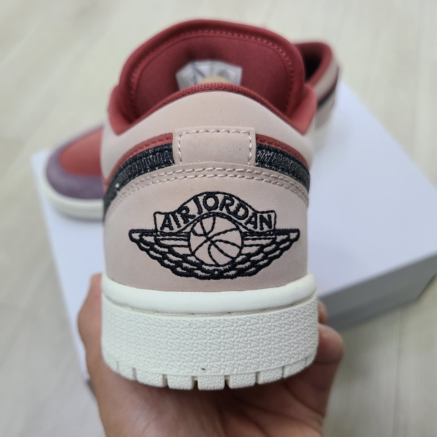 (W) Jordan 1 Low Canyon Rust 착용 스타일 - 3
