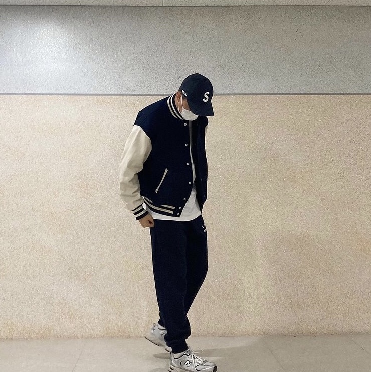 Supreme Gore-Tex S Logo 6-Panel Black - 20FW, IAB Studio Sweatpants Navy - 21SS 착용 스타일 - 2