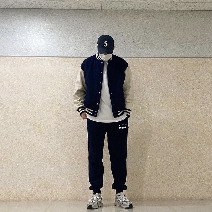 Supreme Gore-Tex S Logo 6-Panel Black - 20FW, IAB Studio Sweatpants Navy - 21SS 착용 스타일 - 1