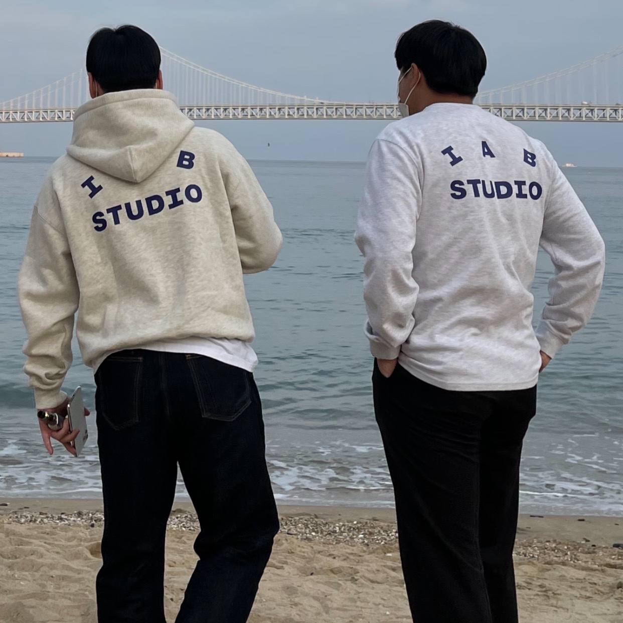 IAB Studio Hoodie Oatmeal Gray - 21SS, IAB Studio Long Sleeve Light Gray 착용 스타일