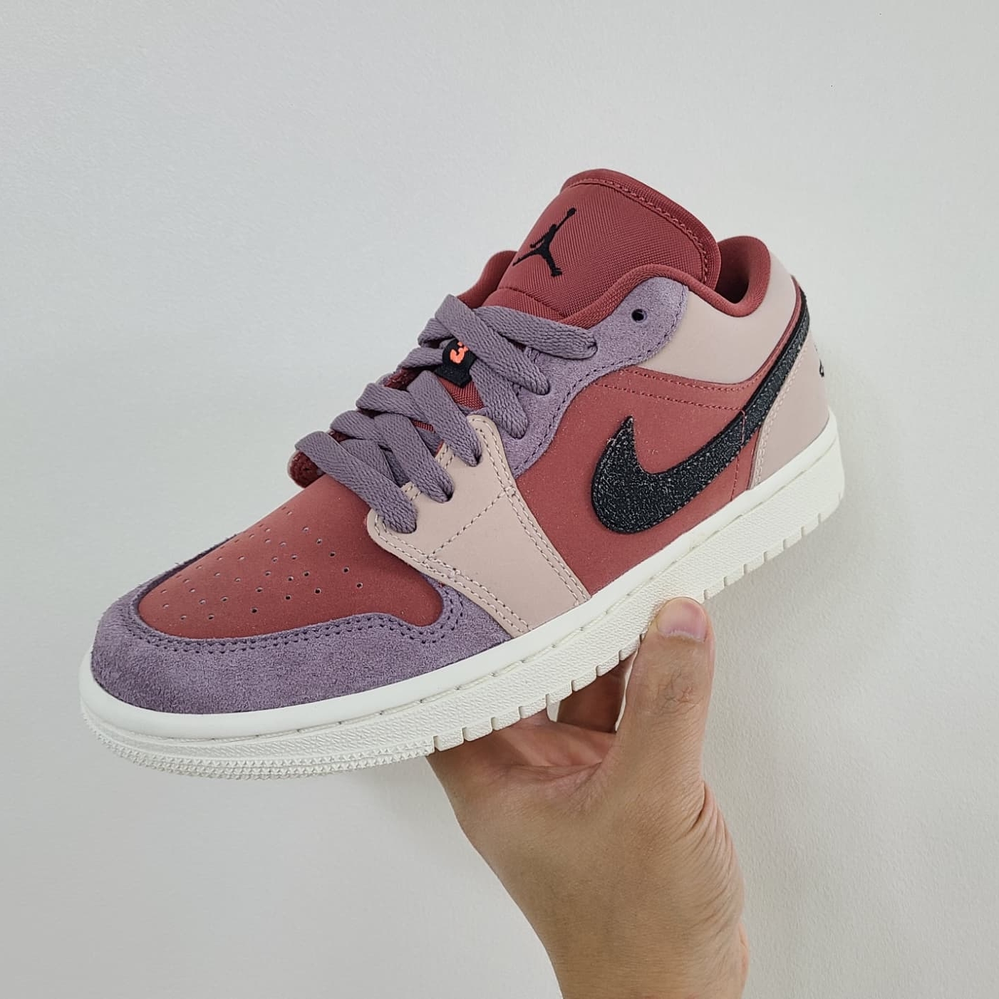 (W) Jordan 1 Low Canyon Rust 착용 스타일 - 1