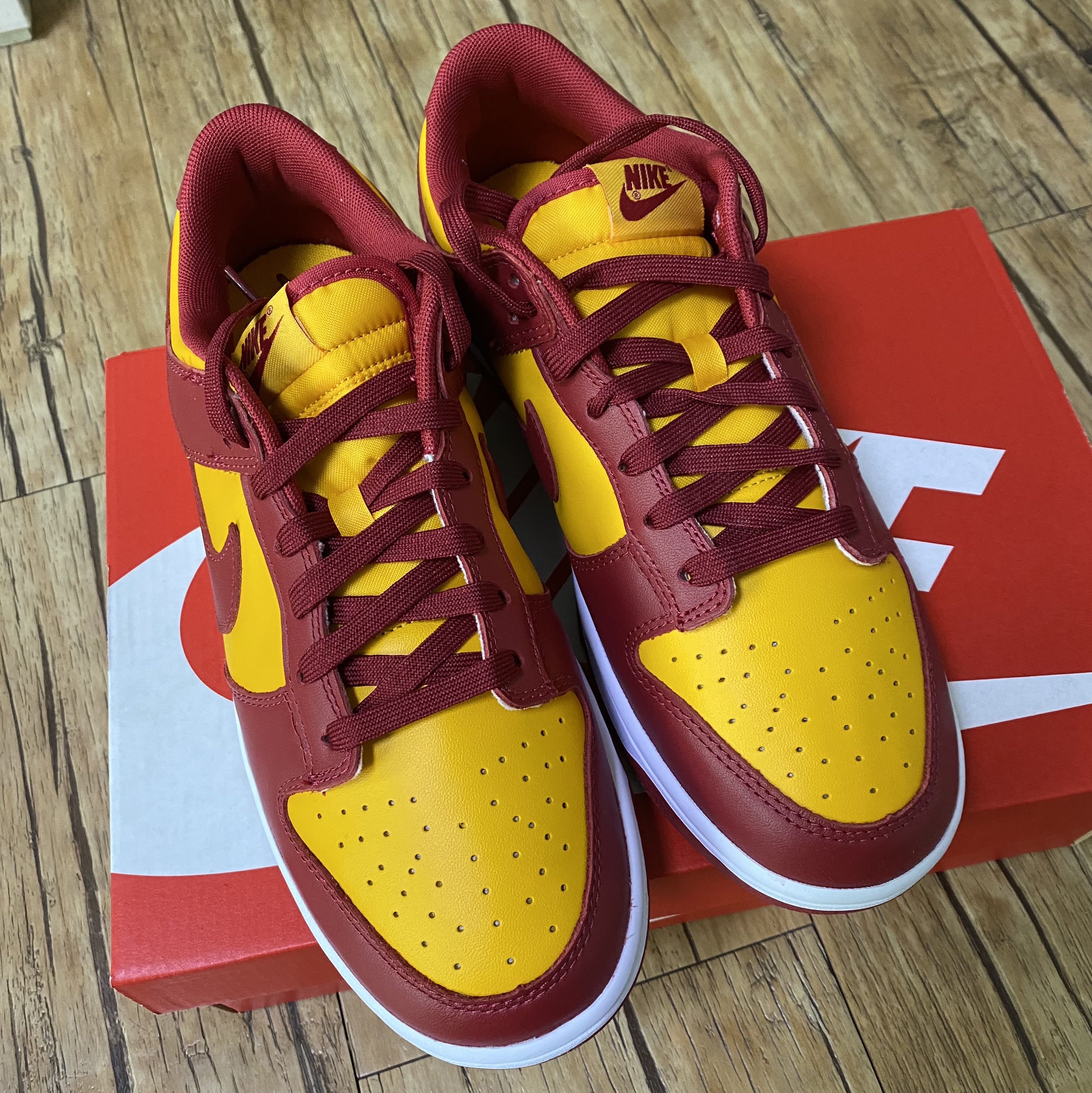 Nike Dunk Low Retro Championship Gold 착용 스타일