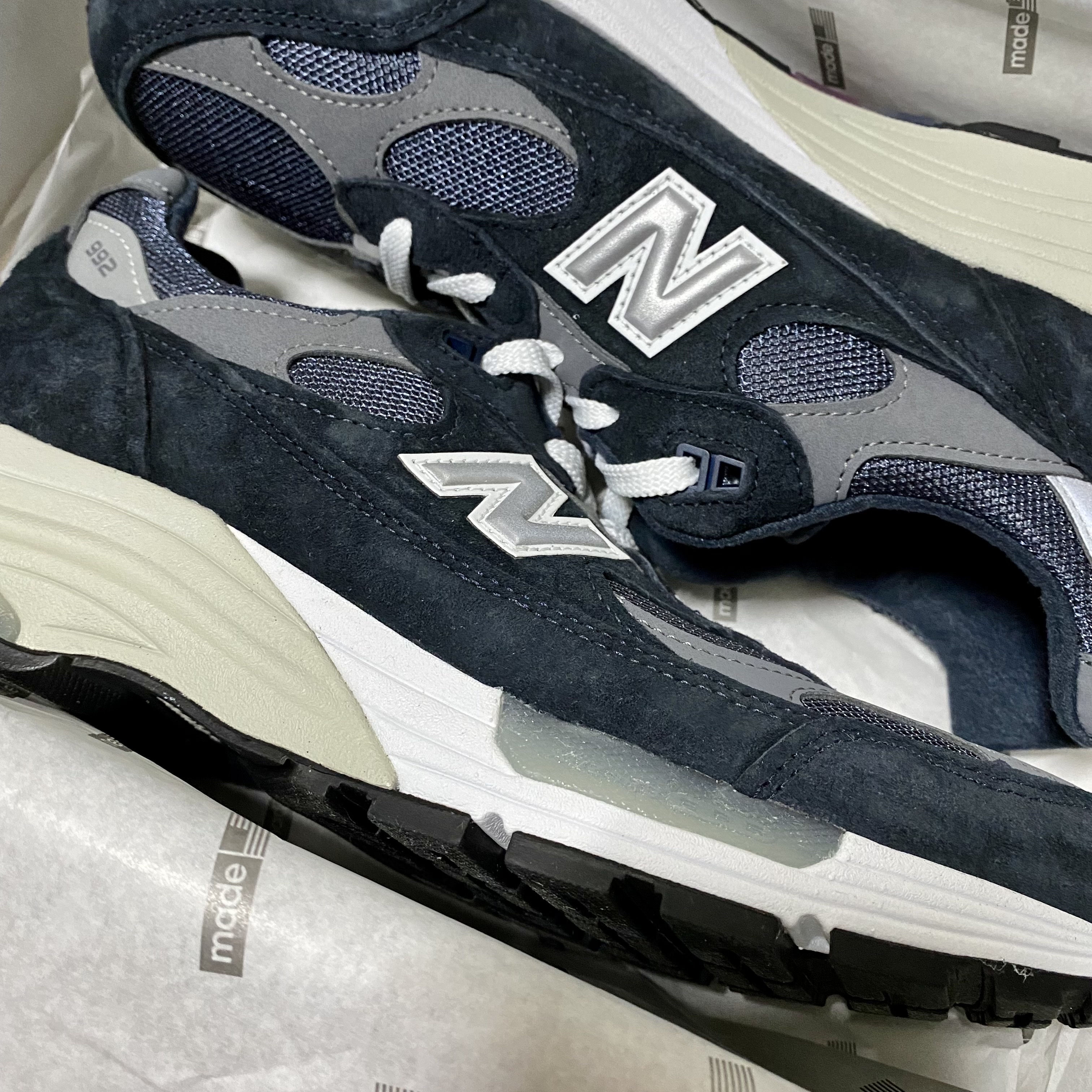 New Balance 992 Made in USA Navy 착용 스타일