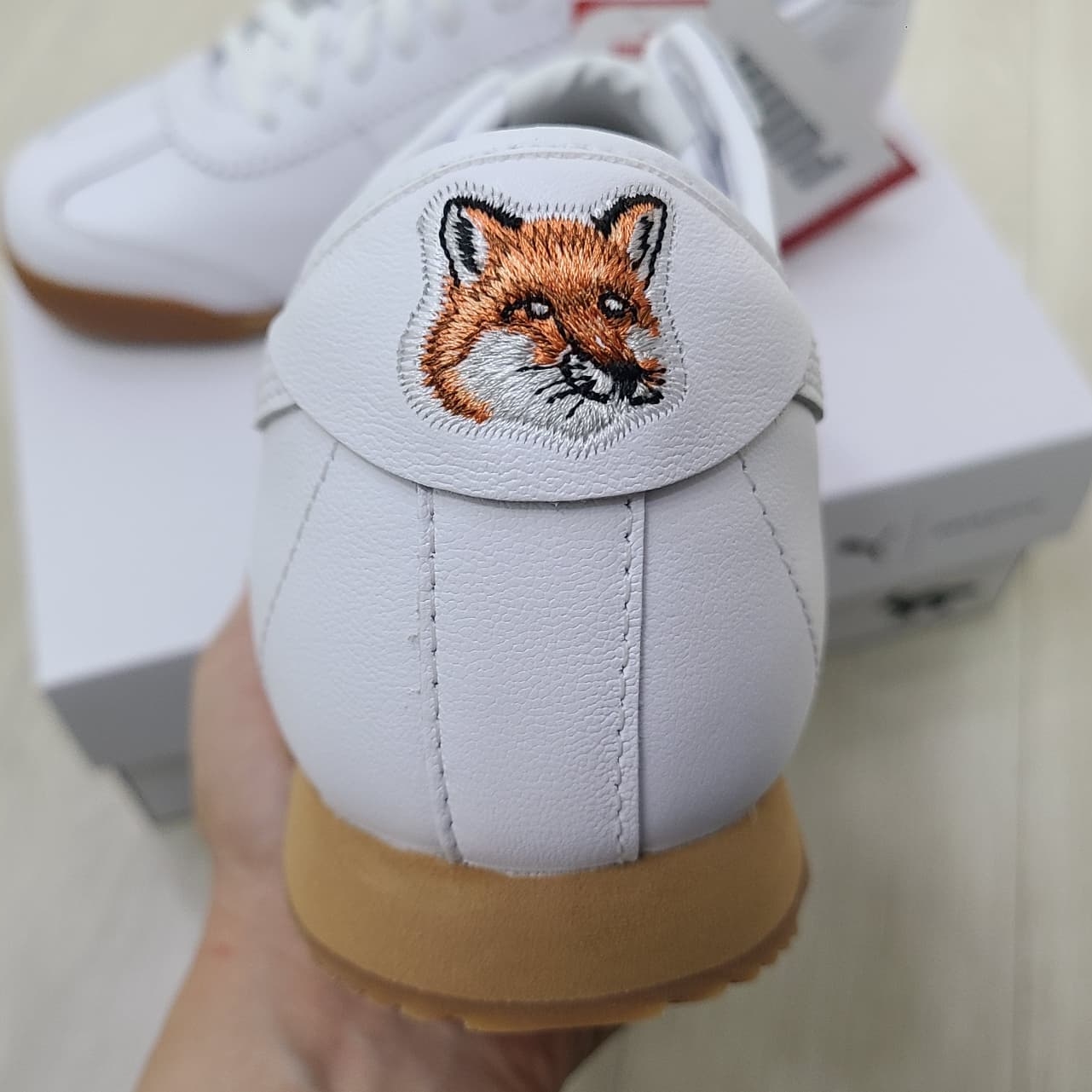 Puma x Maison Kitsune Roma White 착용 스타일 - 4