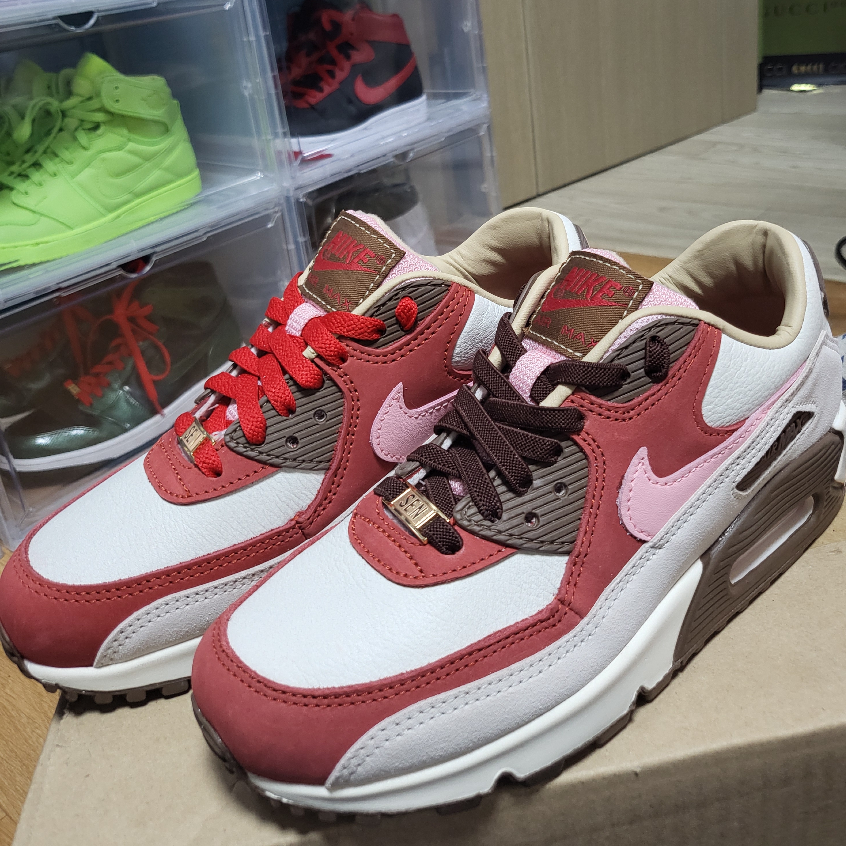 Nike Air Max 90 NRG Bacon 착용 스타일