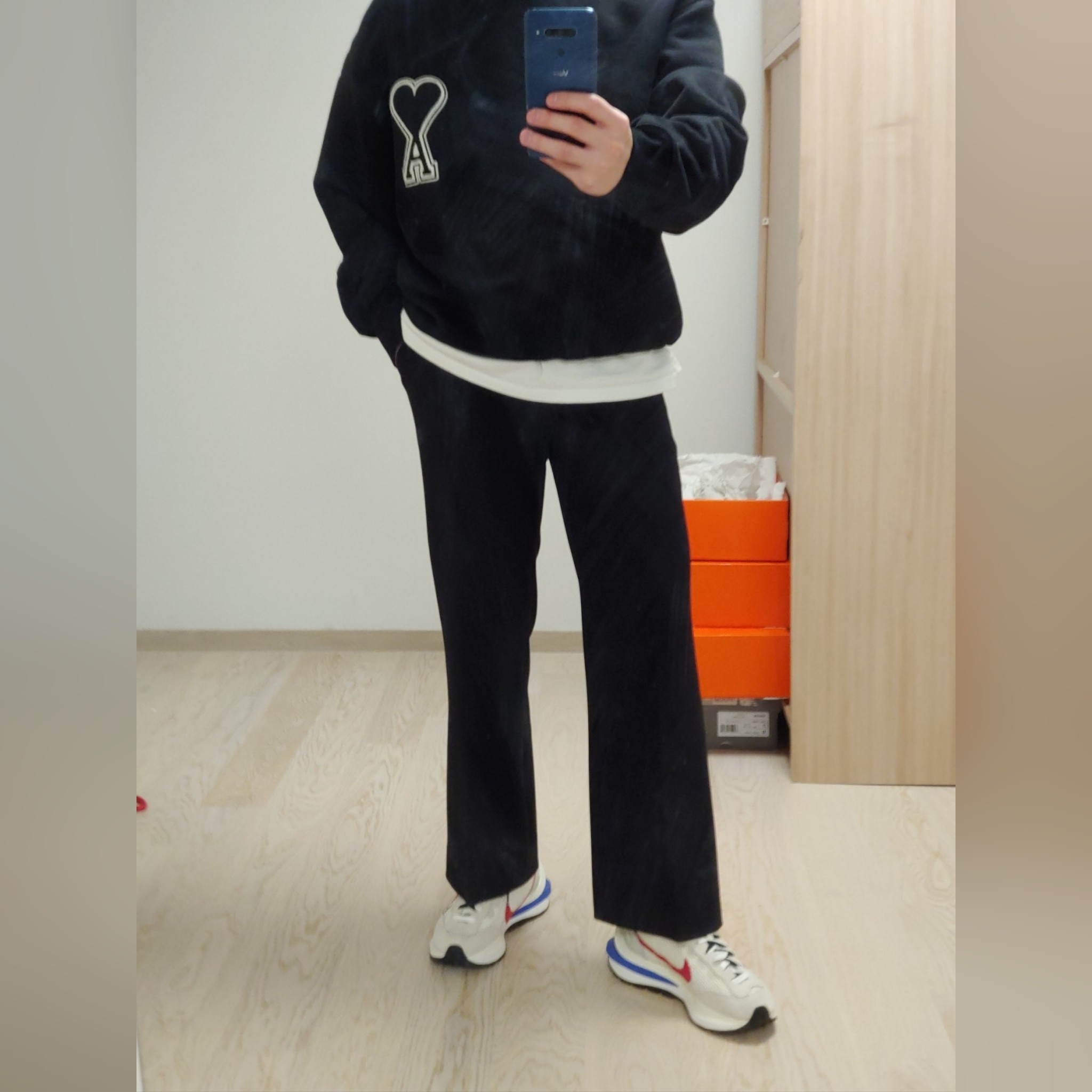 Nike x Sacai LDWaffle Summit White, Nike x Stussy NRG ZR Fleece Crewneck Heather Grey - US/EU 착용 스타일 - 2