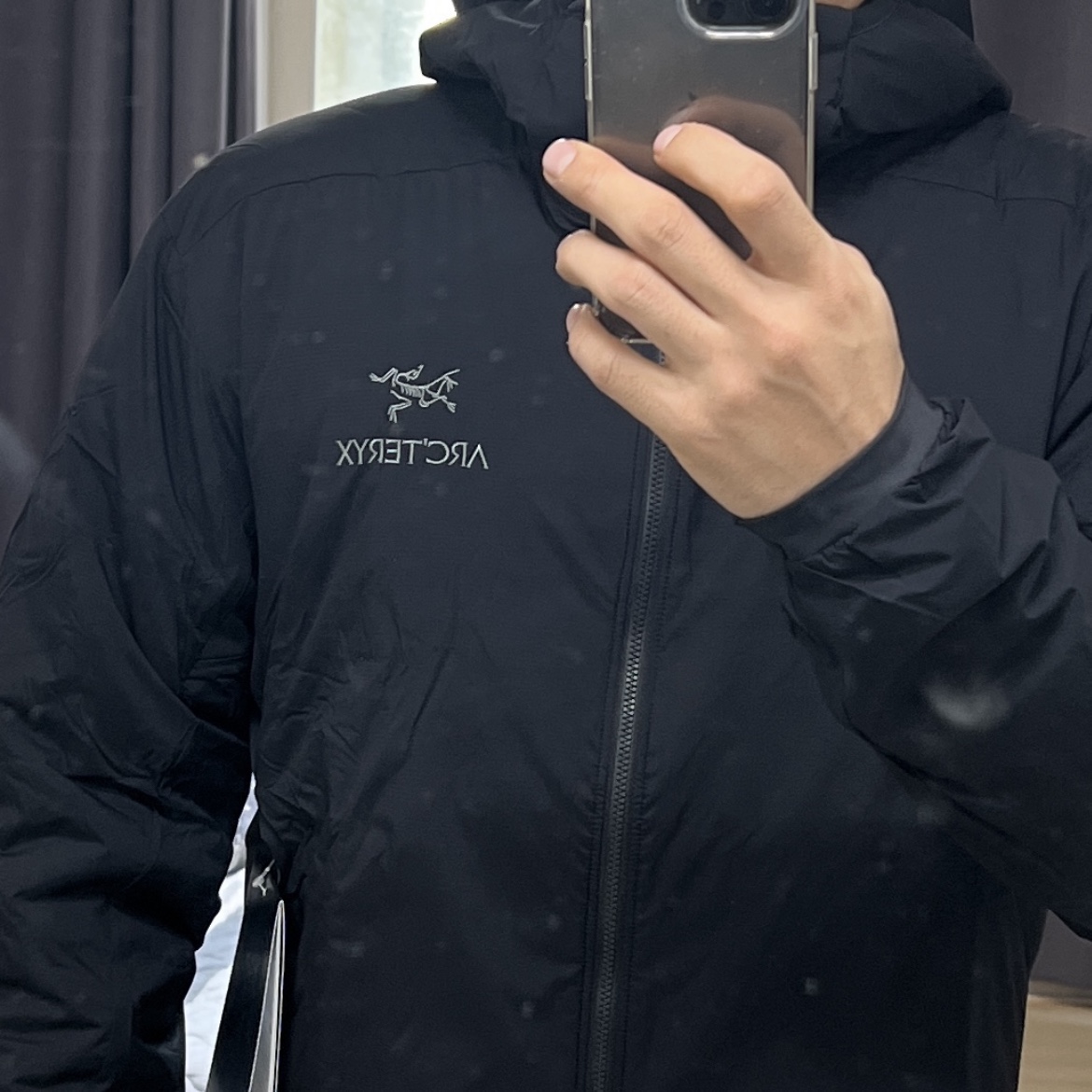 Arc'teryx Atom LT Hoody Black 착용 스타일