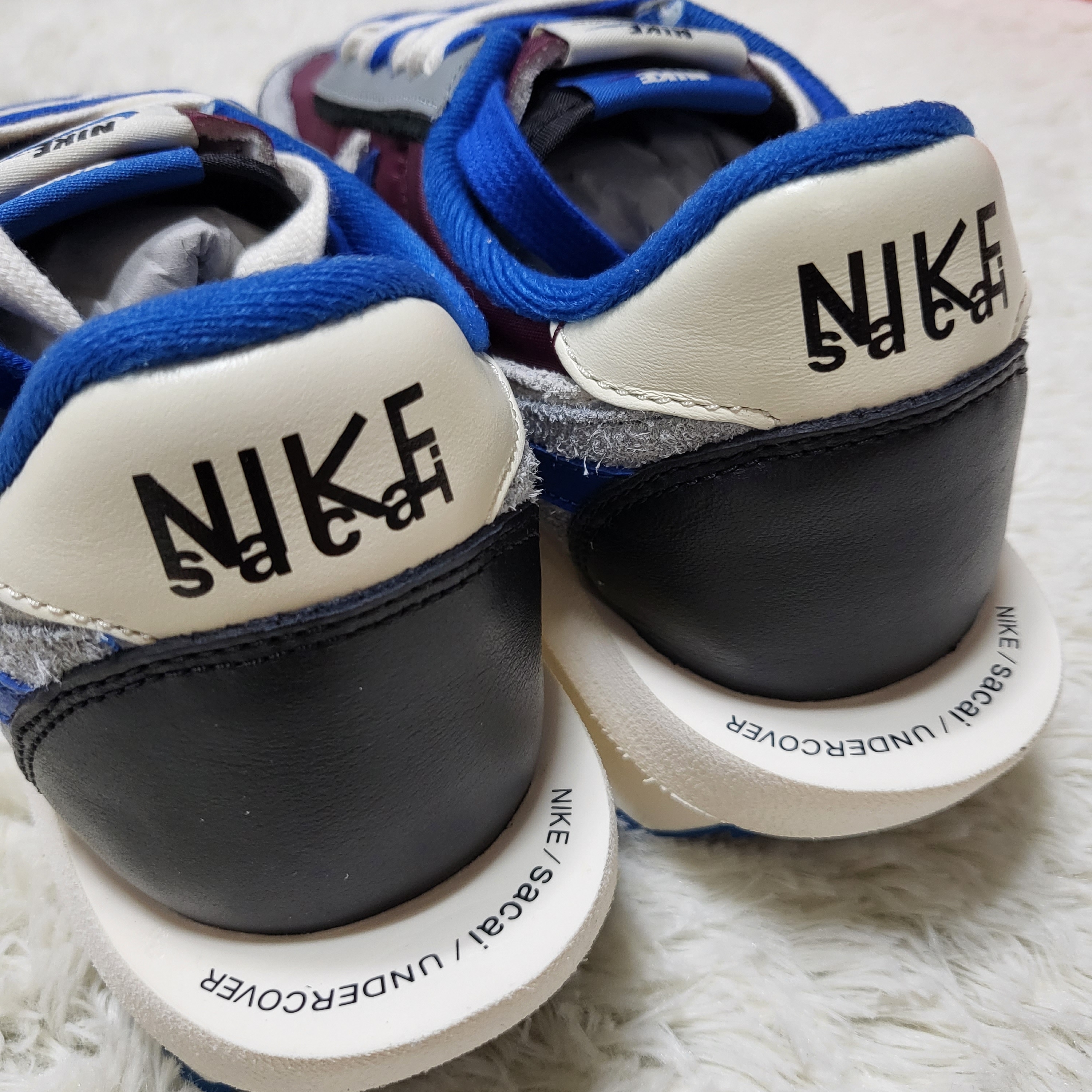Nike x Sacai x Undercover LDWaffle Night Maroon Team Royal 착용 스타일 - 3