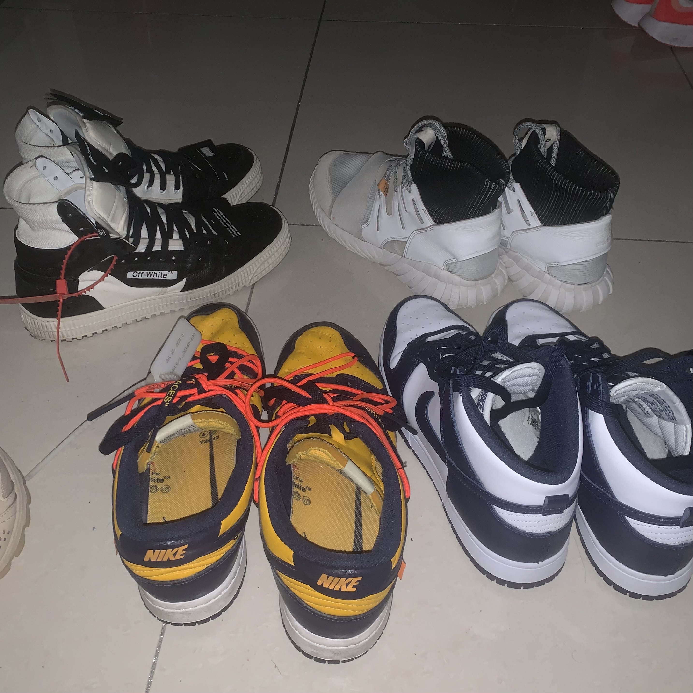 Nike x Off-White Dunk Low University Red, Nike x Off-White Dunk Low University Gold Midnight Navy 착용 스타일 - 5