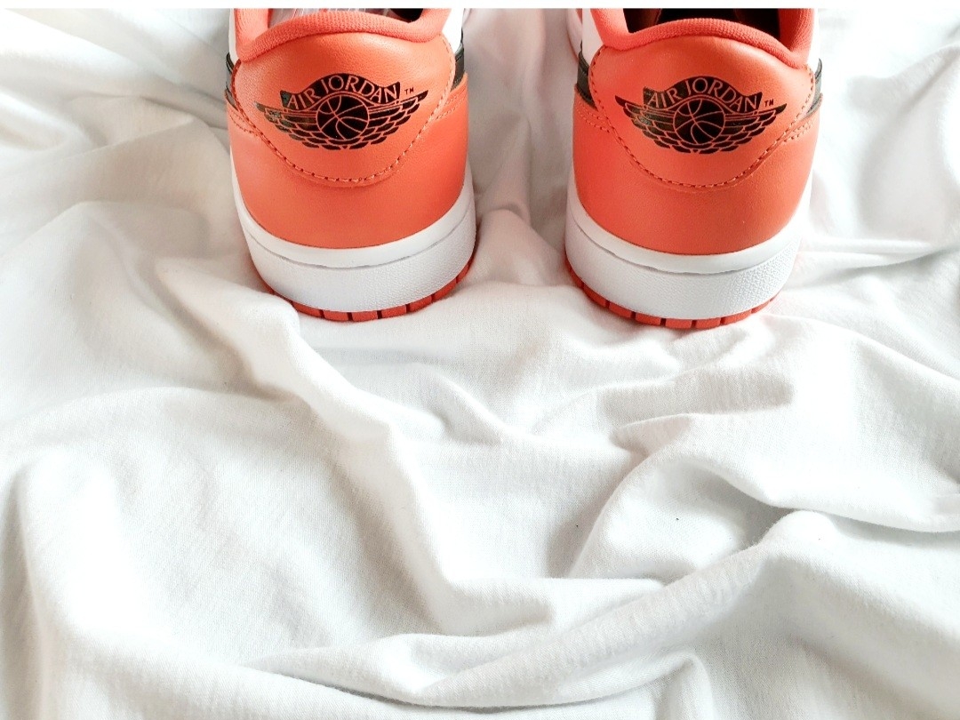 Jordan 1 Low OG Starfish, (W) Jordan 1 Low OG Starfish 착용 스타일 - 5