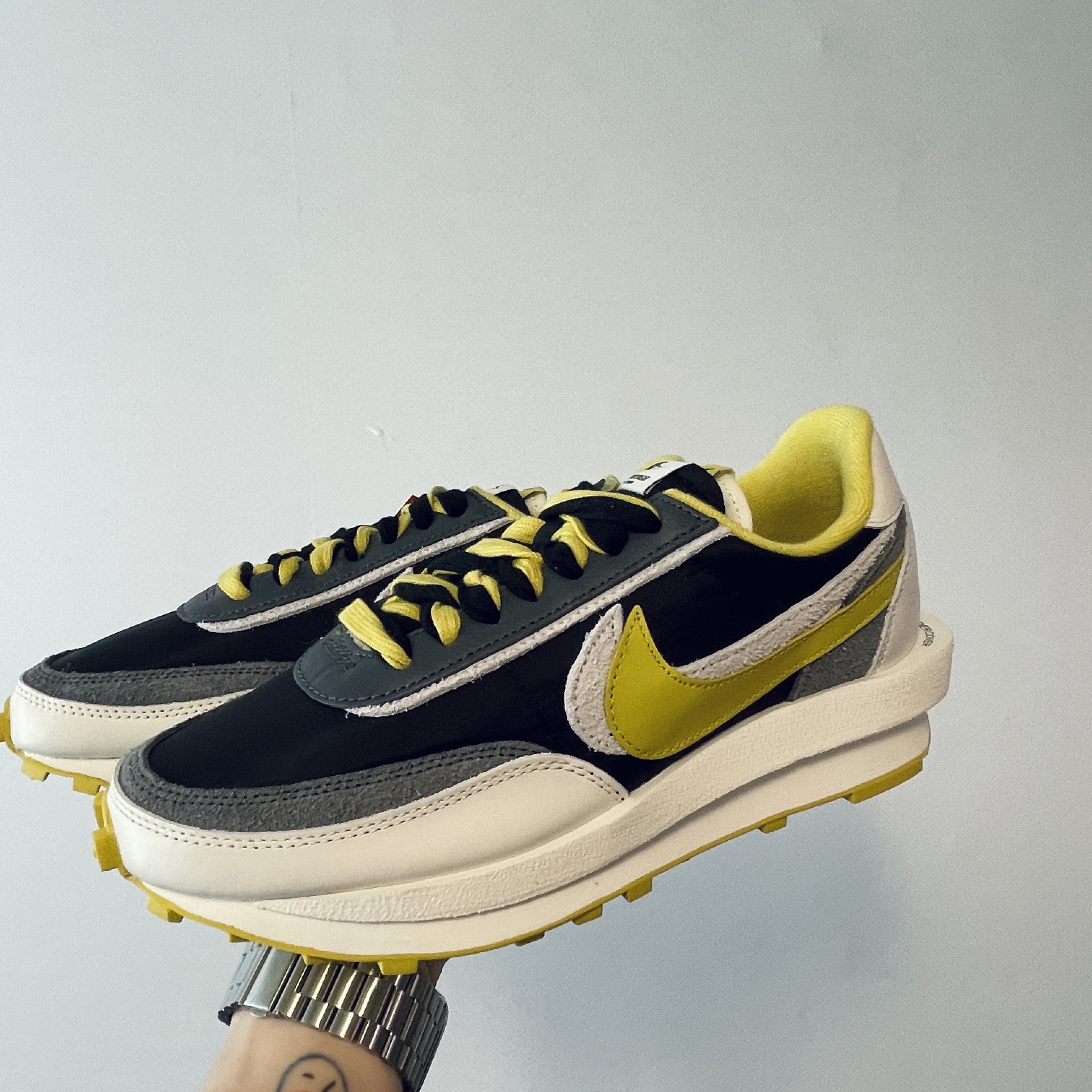 Nike x Sacai x Undercover LDWaffle Black Bright Citron 착용 스타일 - 2