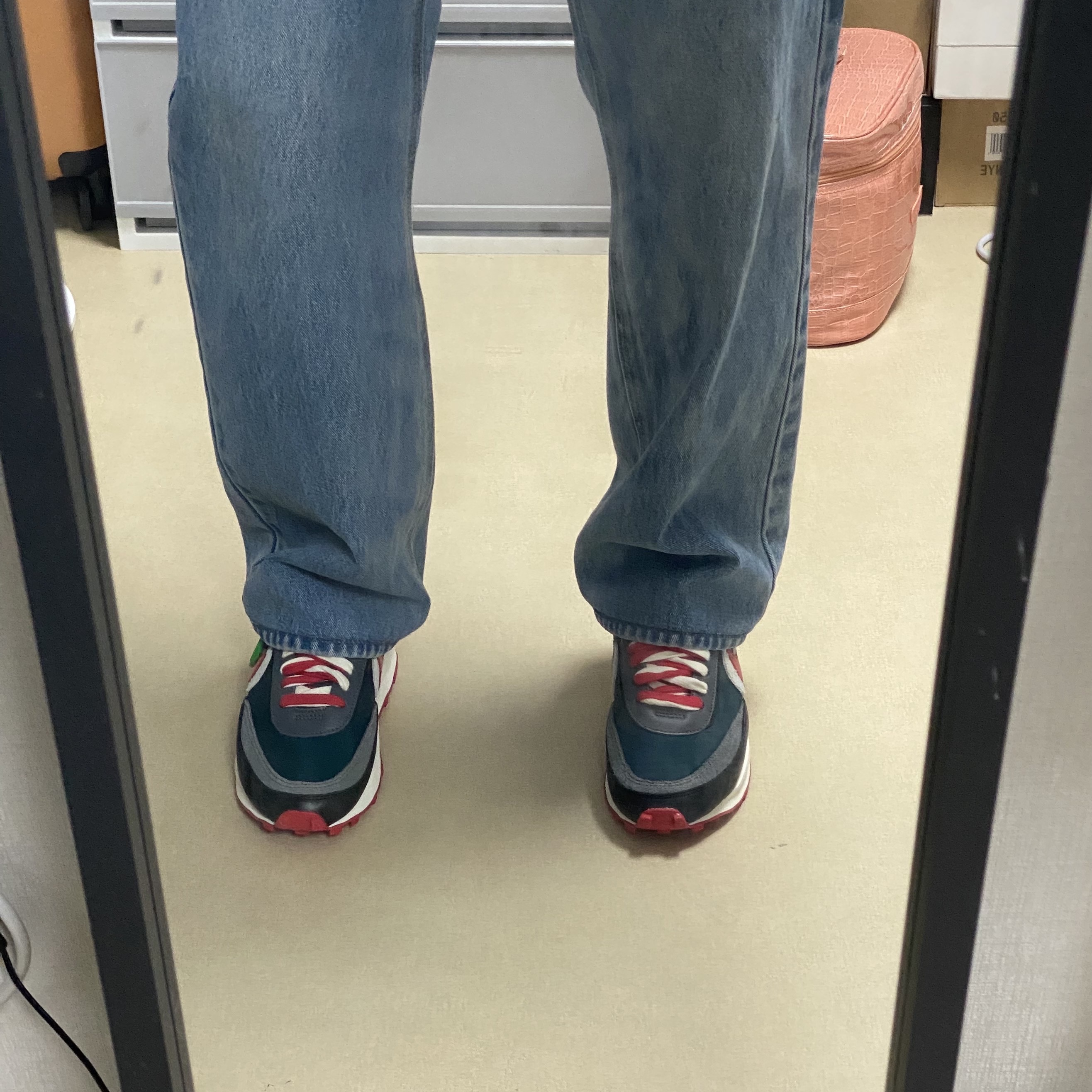 Nike x Sacai x Undercover LDWaffle Midnight Spruce University Red 착용 스타일 - 2